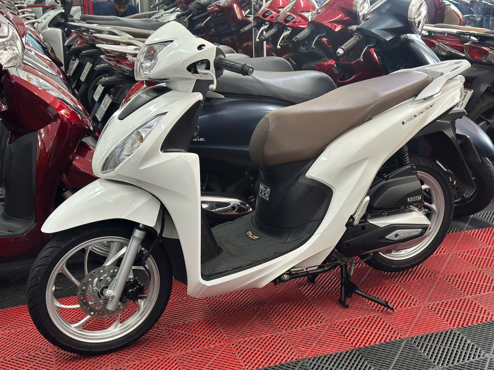 HONDA VISION 2023 SMK 9000KM 59S3-74675