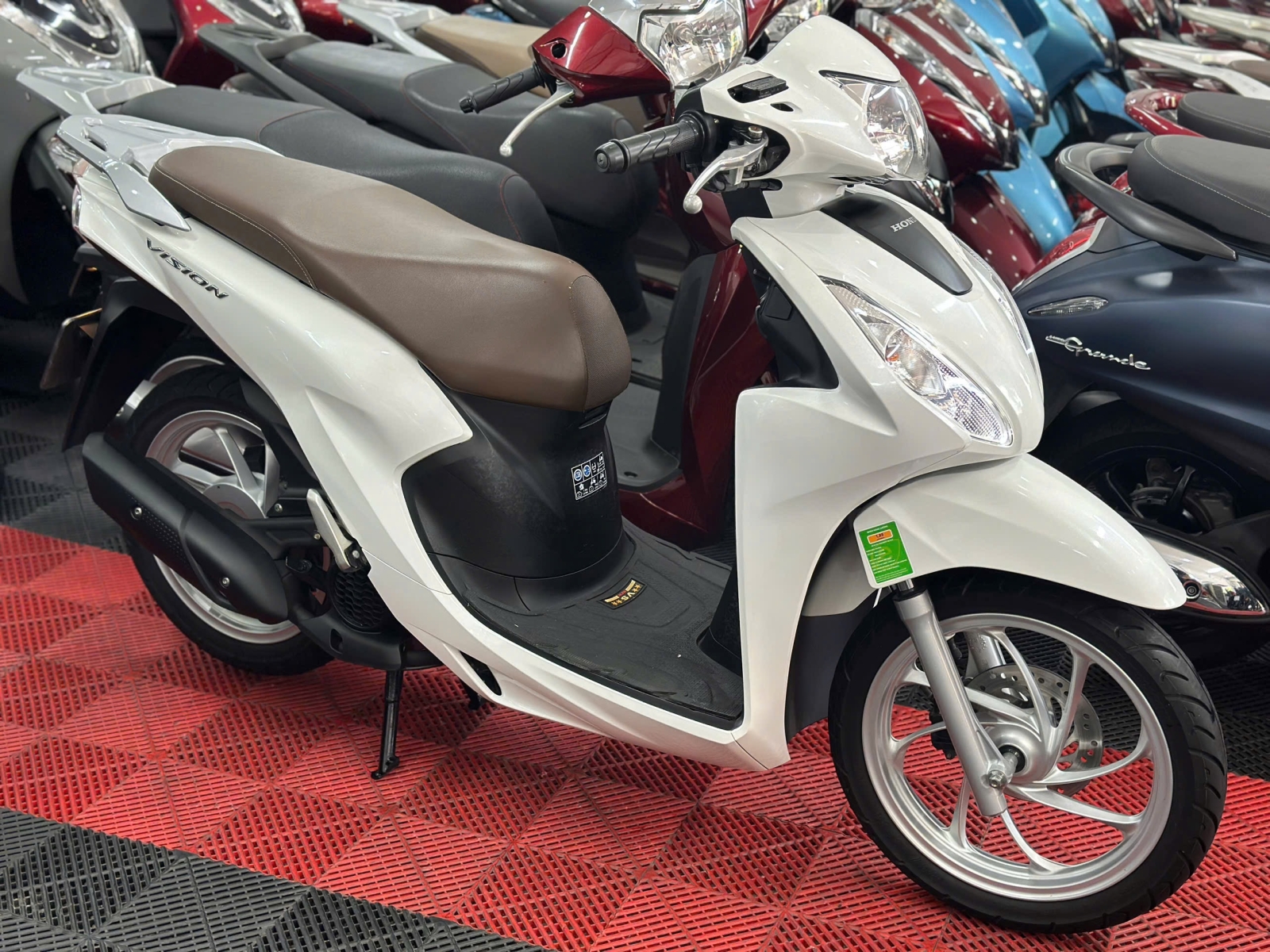 HONDA VISION 2023 SMK 9000KM 59S3-74675