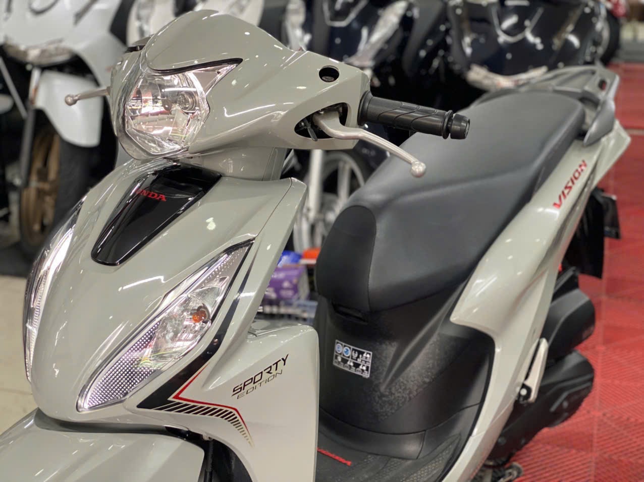 HONDA VISION 2023 Bánh Lớn 6000KM 71H1-10738