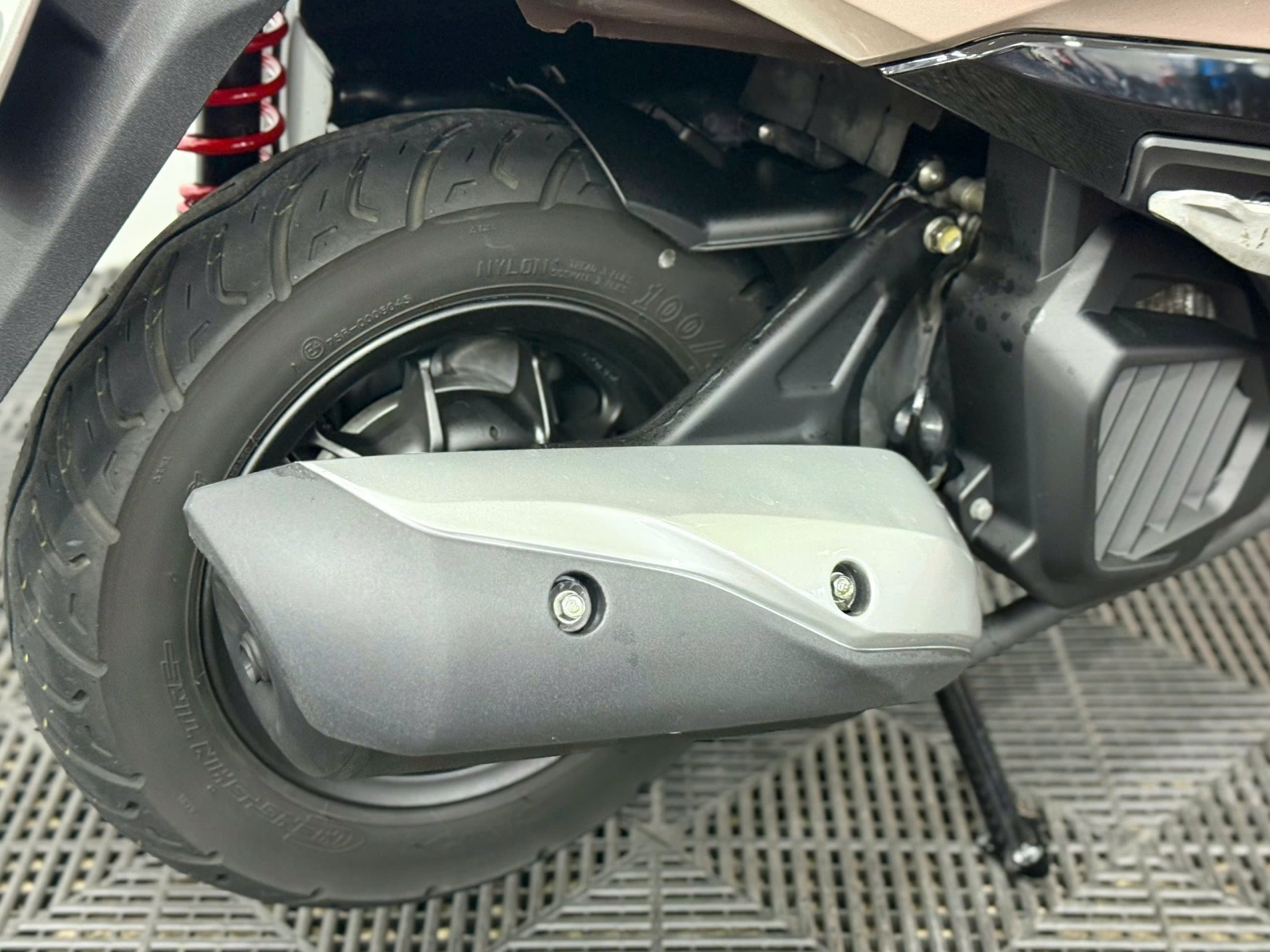 Honda Lead 2018 59V2-91040