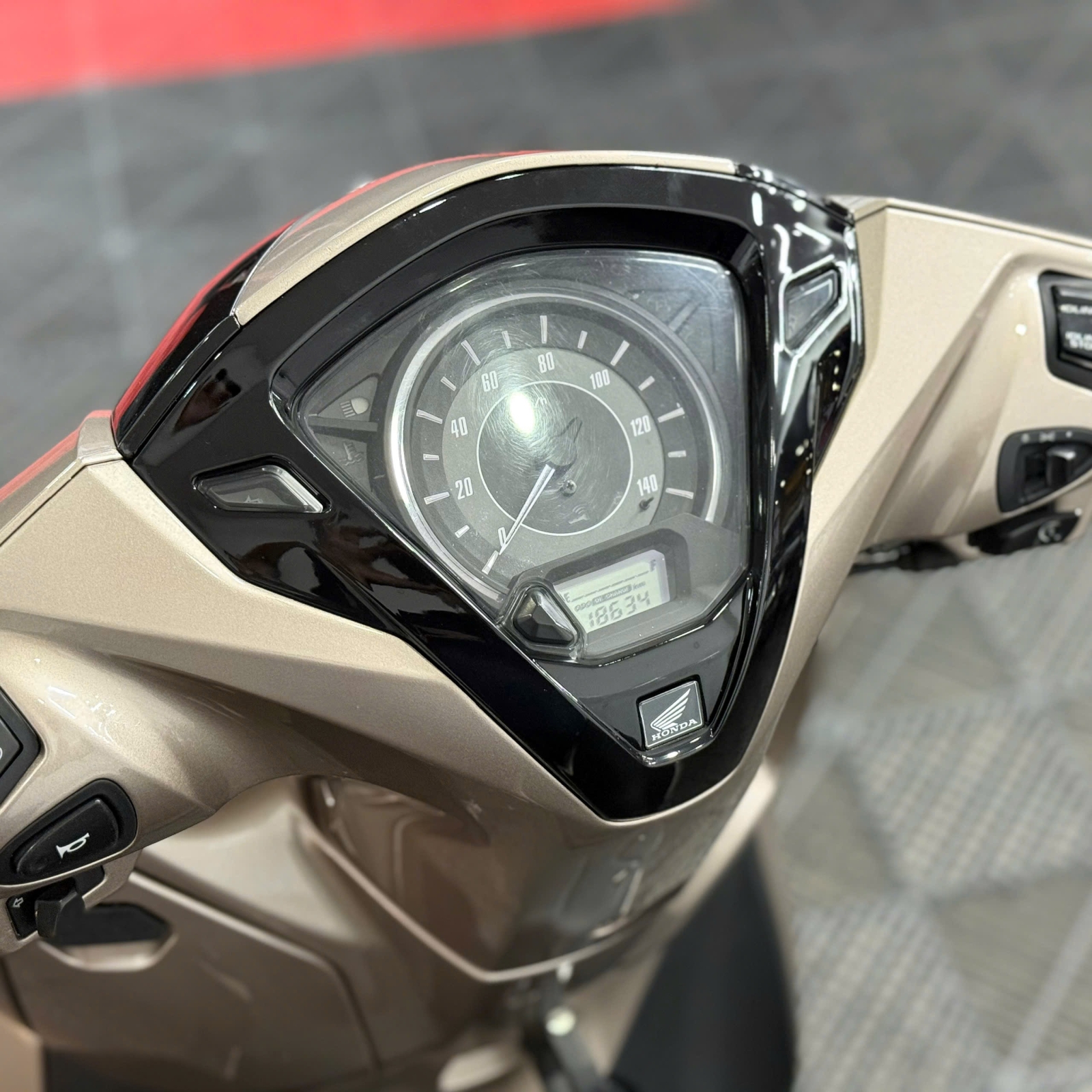 Honda Lead 2018 59V2-91040