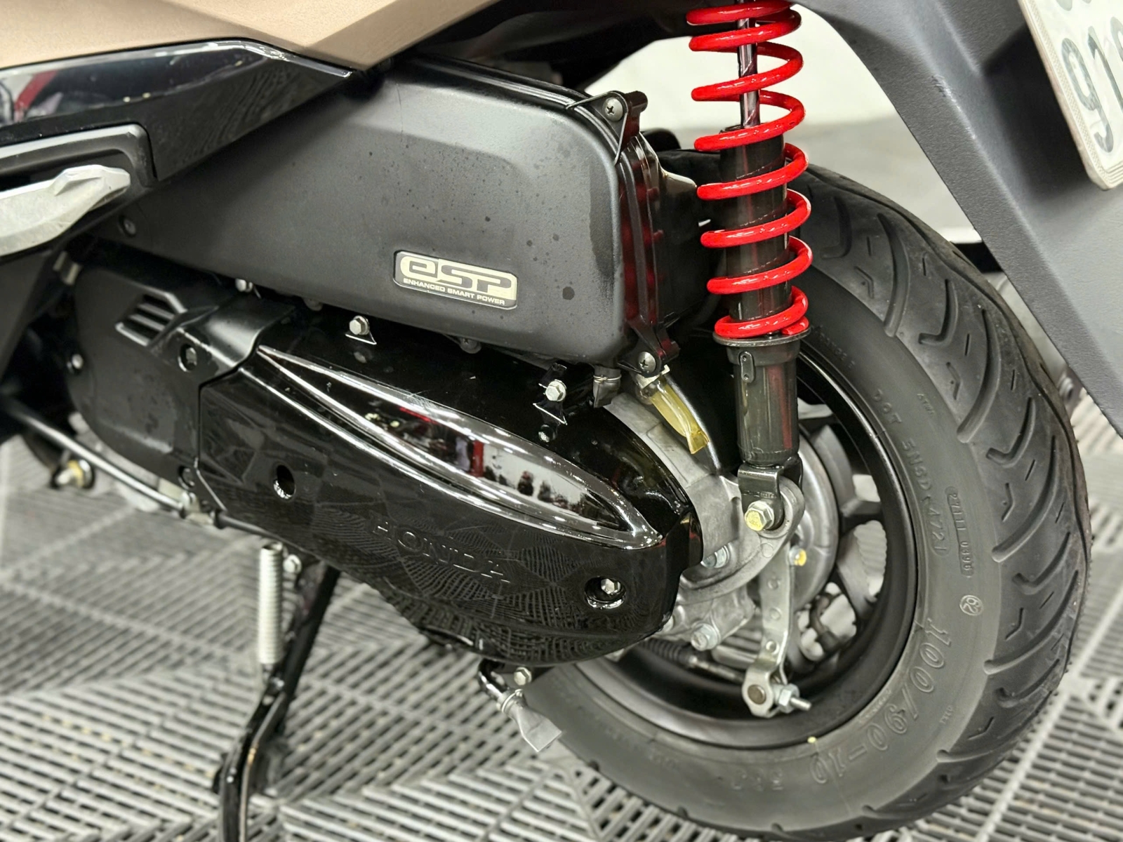 Honda Lead 2018 59V2-91040