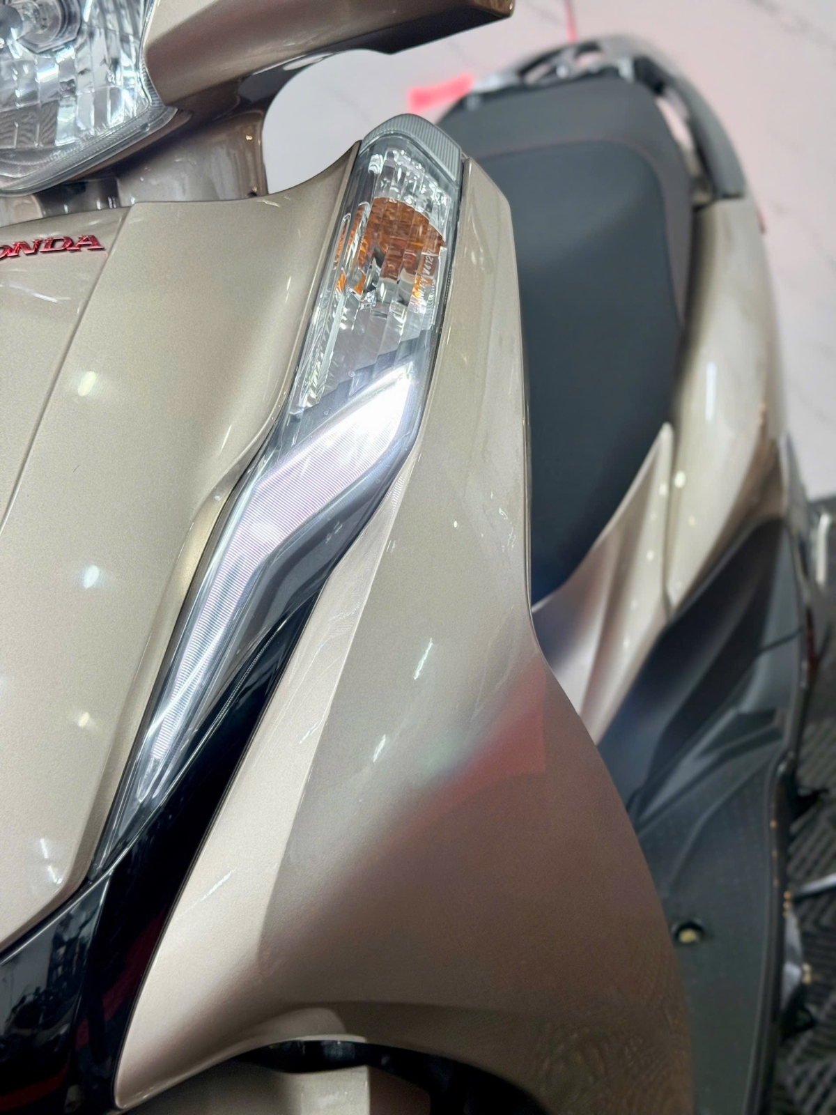 Honda Lead 2018 59V2-91040