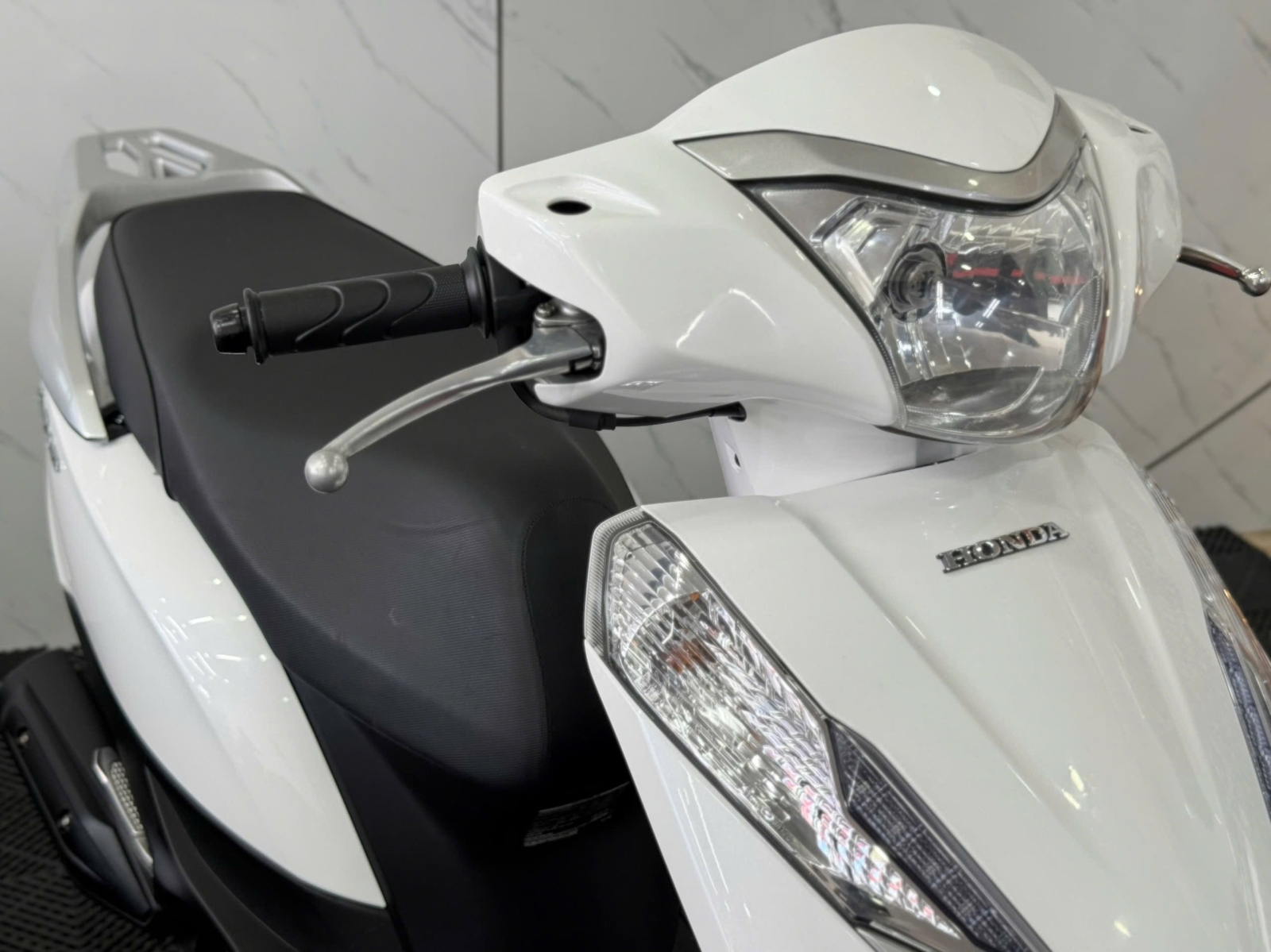 Lead 2015 Khoá chìa 59X2-87837