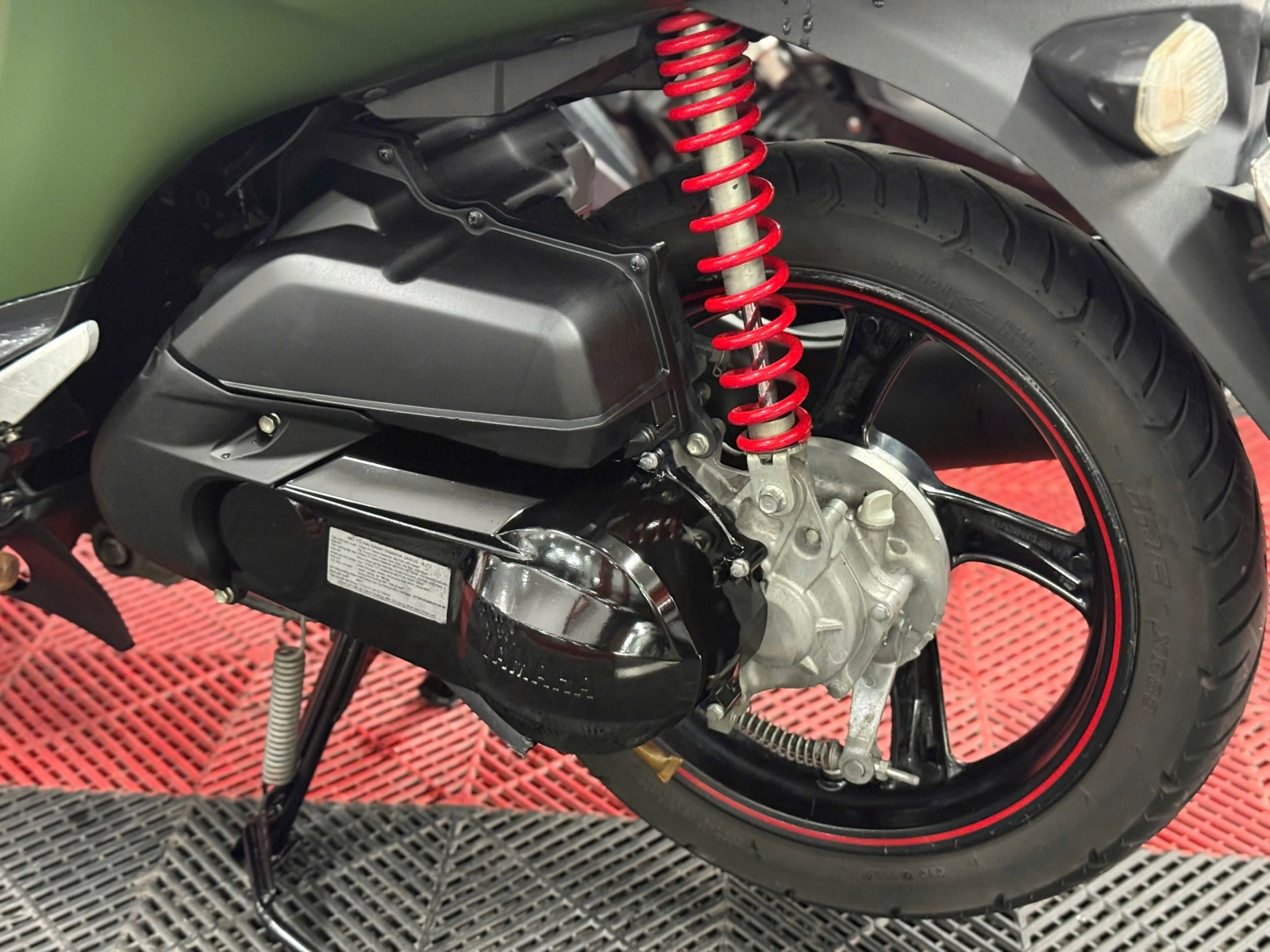 YAMAHA JANUS 2017 SMK 69B1-25342