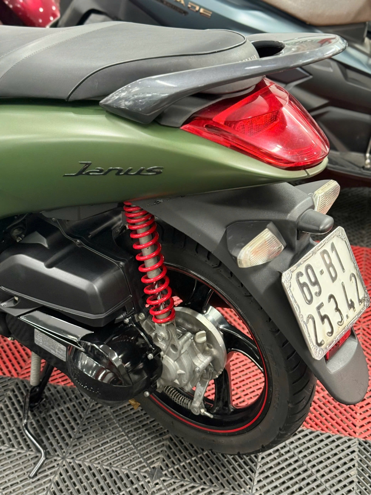 YAMAHA JANUS 2017 SMK 69B1-25342