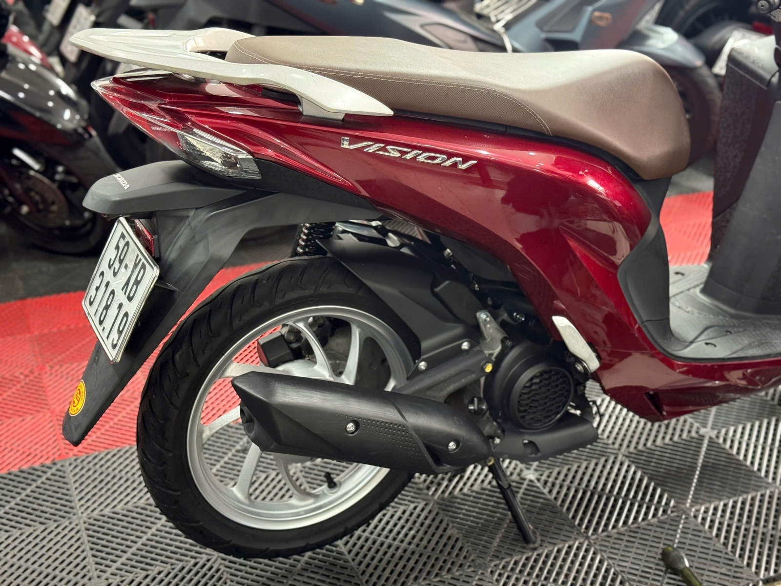 HONDA VISION 2023 SMK 7000KM 59XB-31819