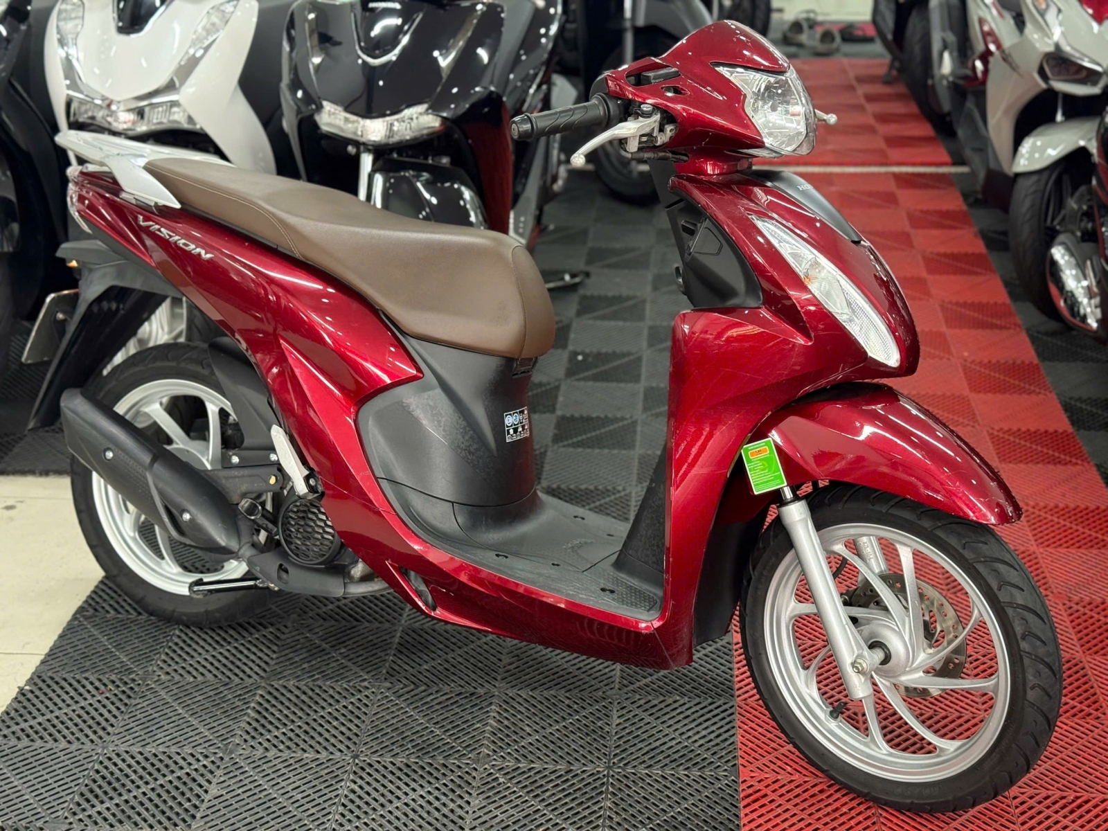 HONDA VISION 2023 SMK 7000KM 59XB-31819