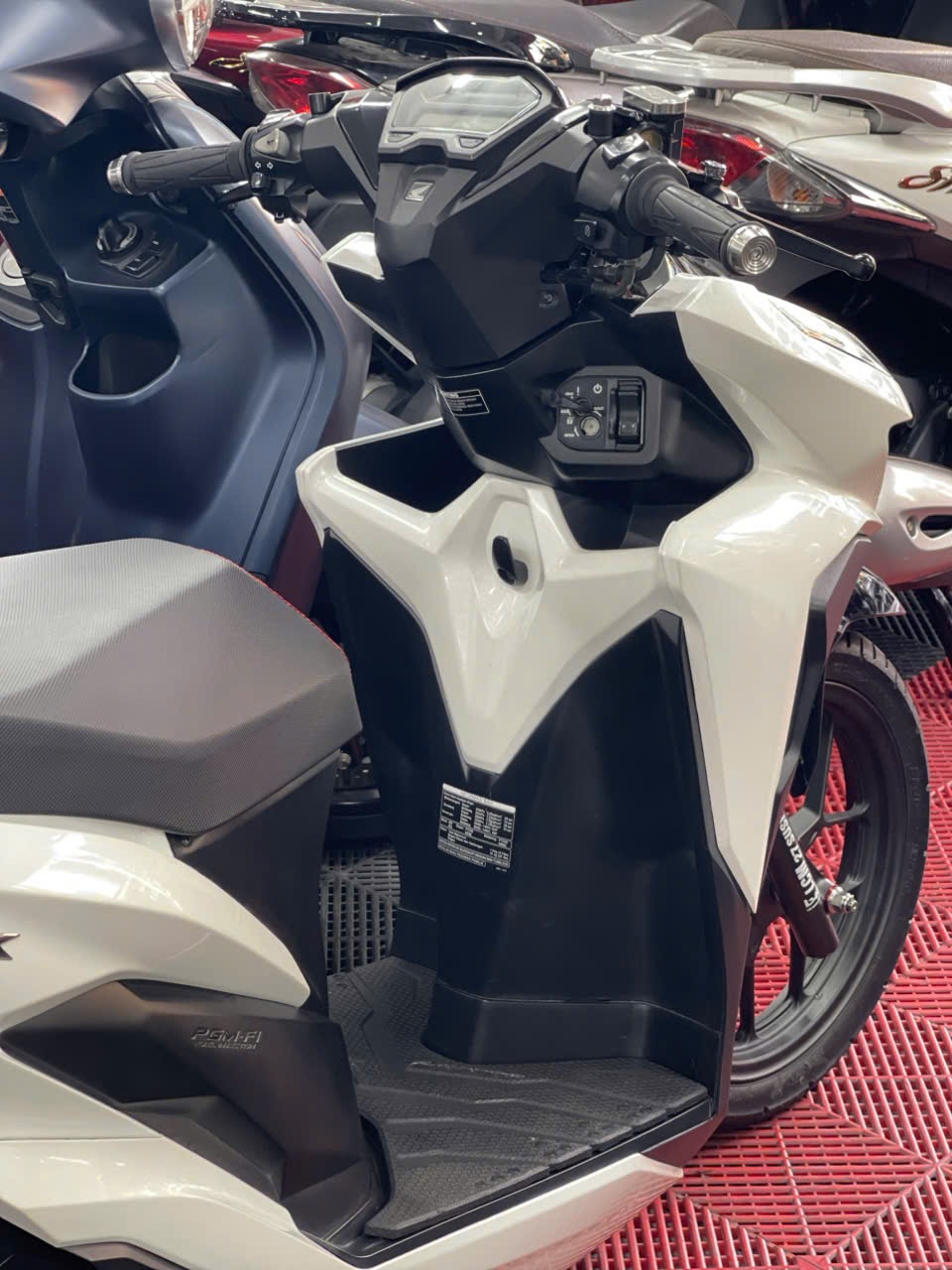 HONDA VARIO 2020 9000KM 59X3-63440
