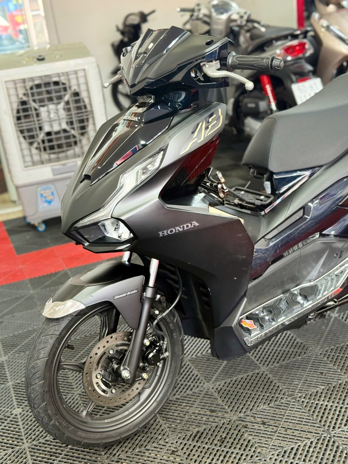 AirBlade 125 4val 2023 38M1-46983