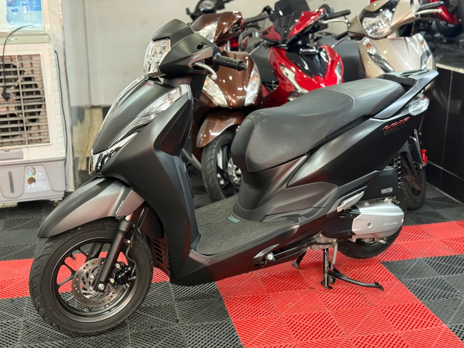 Lead 125 SMK 2021 61D2-15798