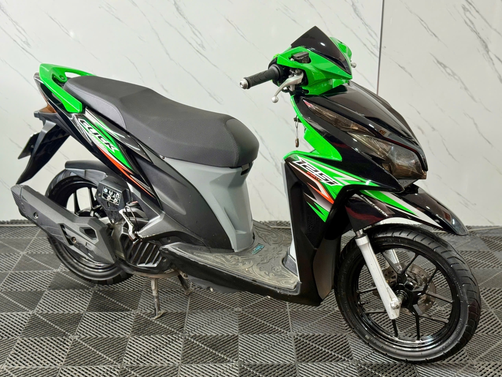 Honda Click 2012 59K1-44308