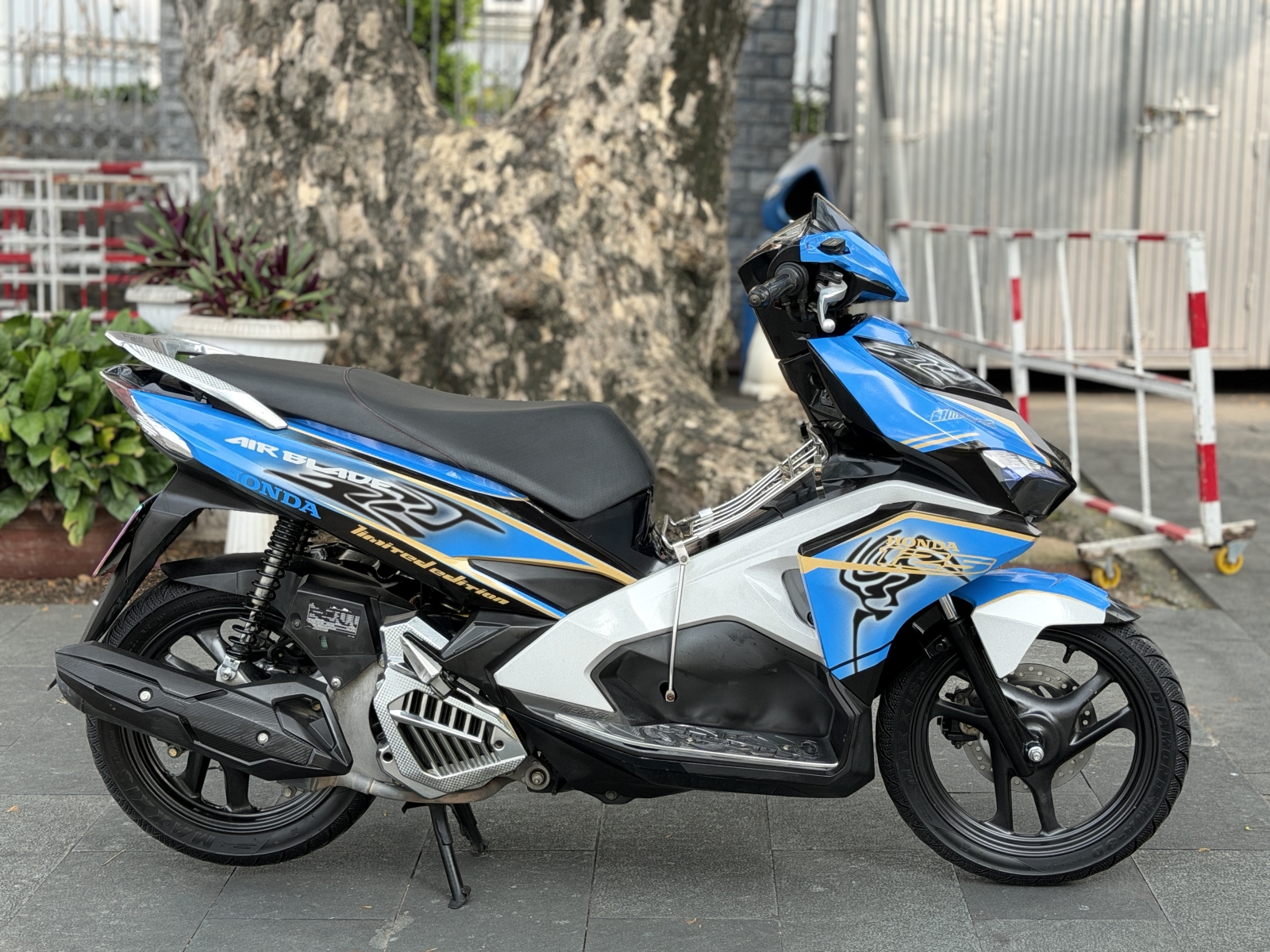 HONDA AB 2016 BS 59X3 01183