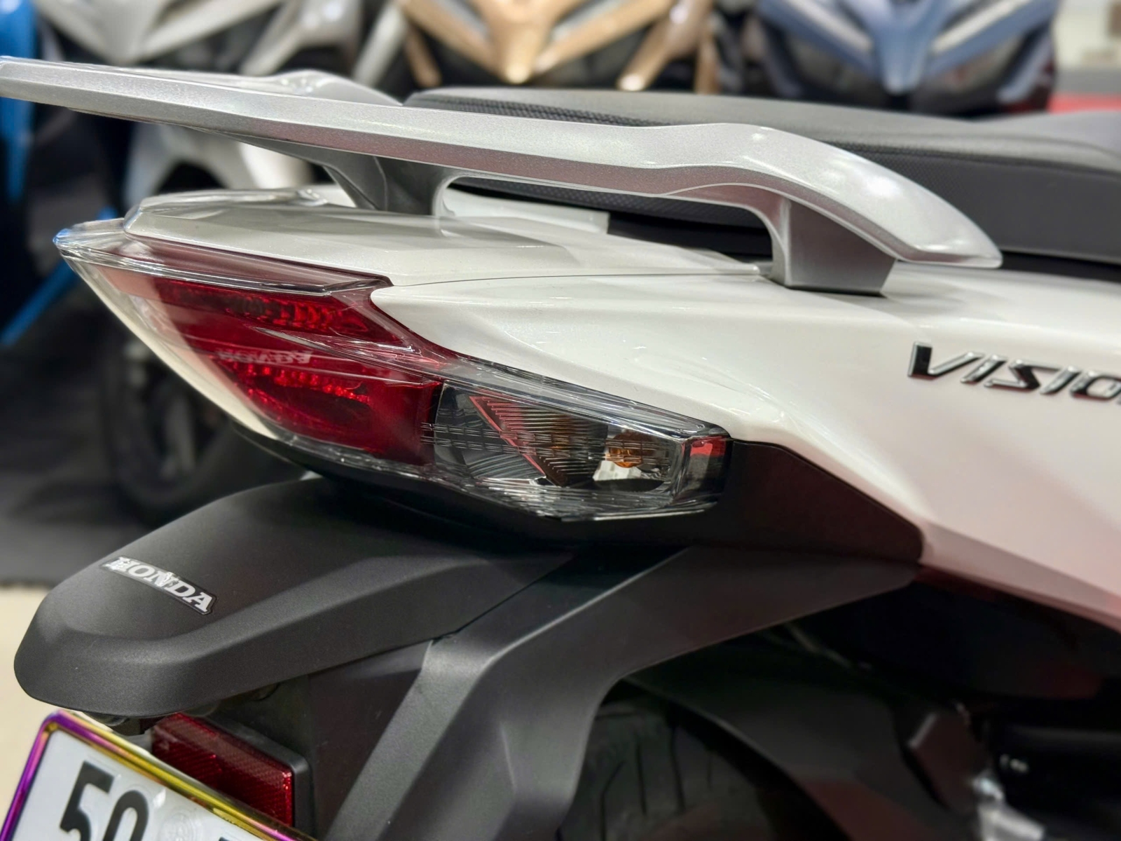 Honda Vision 2026 900km 50AA-85349