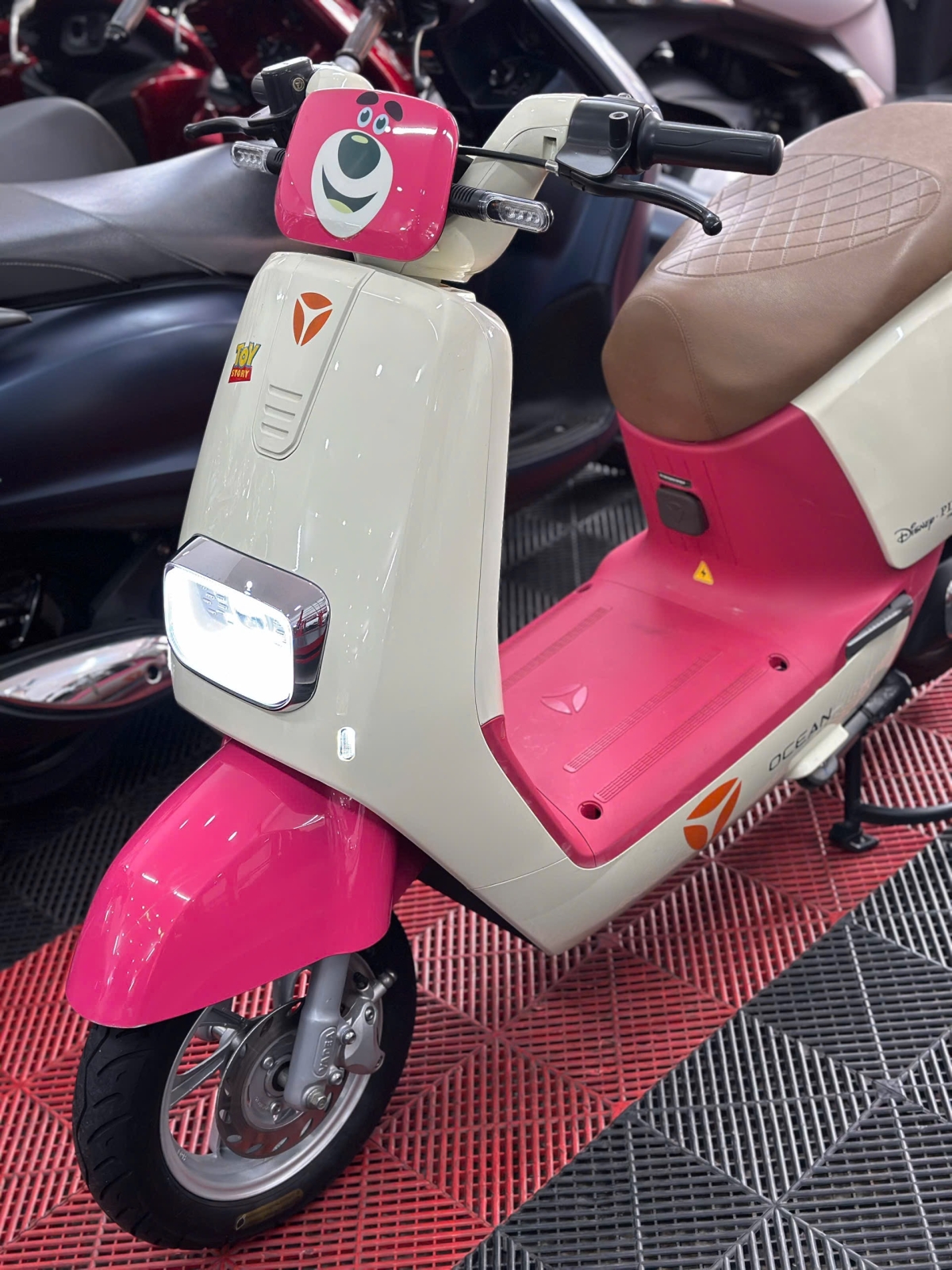 YADEA GẤU DÂU PHIÊN BẢN ĐẶC BIỆT 41MĐ1-61231