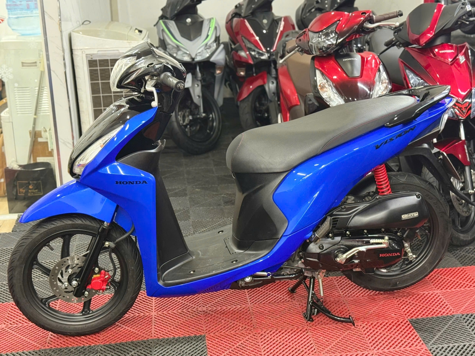 Honda Vision 2015 63B2-49225