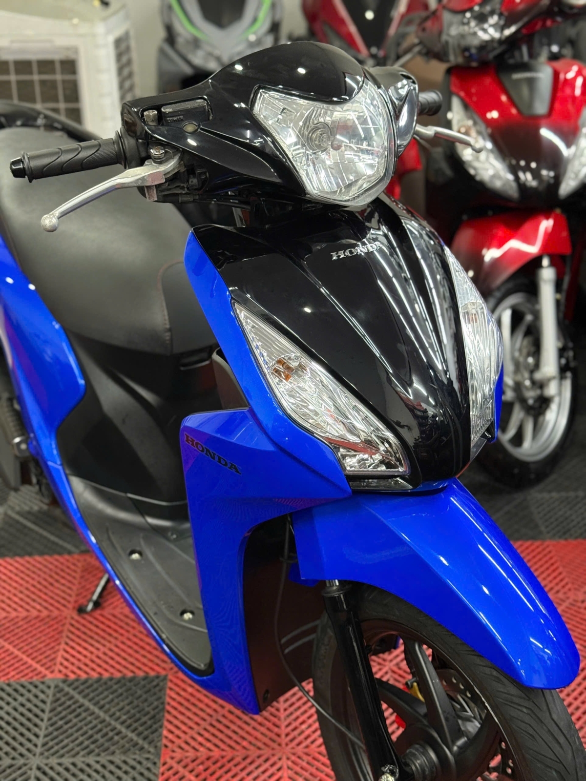 Honda Vision 2015 63B2-49225