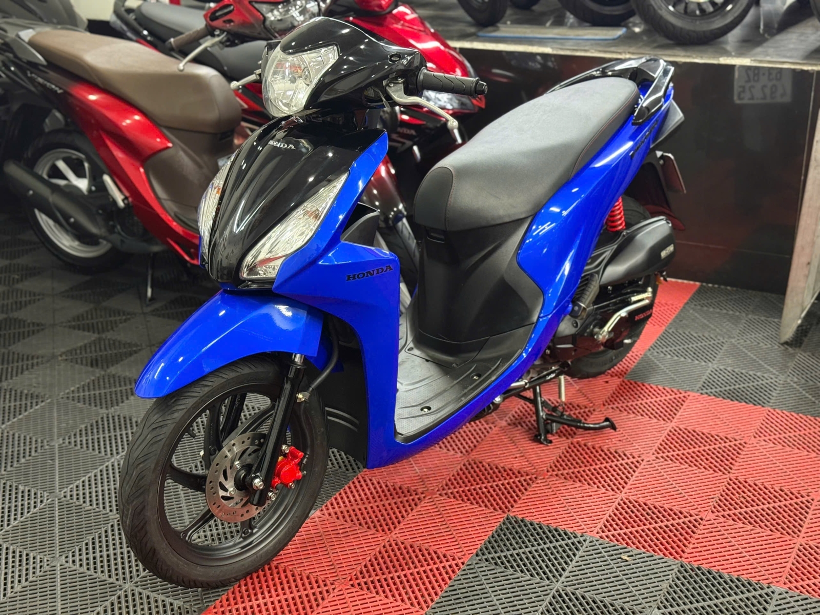 Honda Vision 2015 63B2-49225