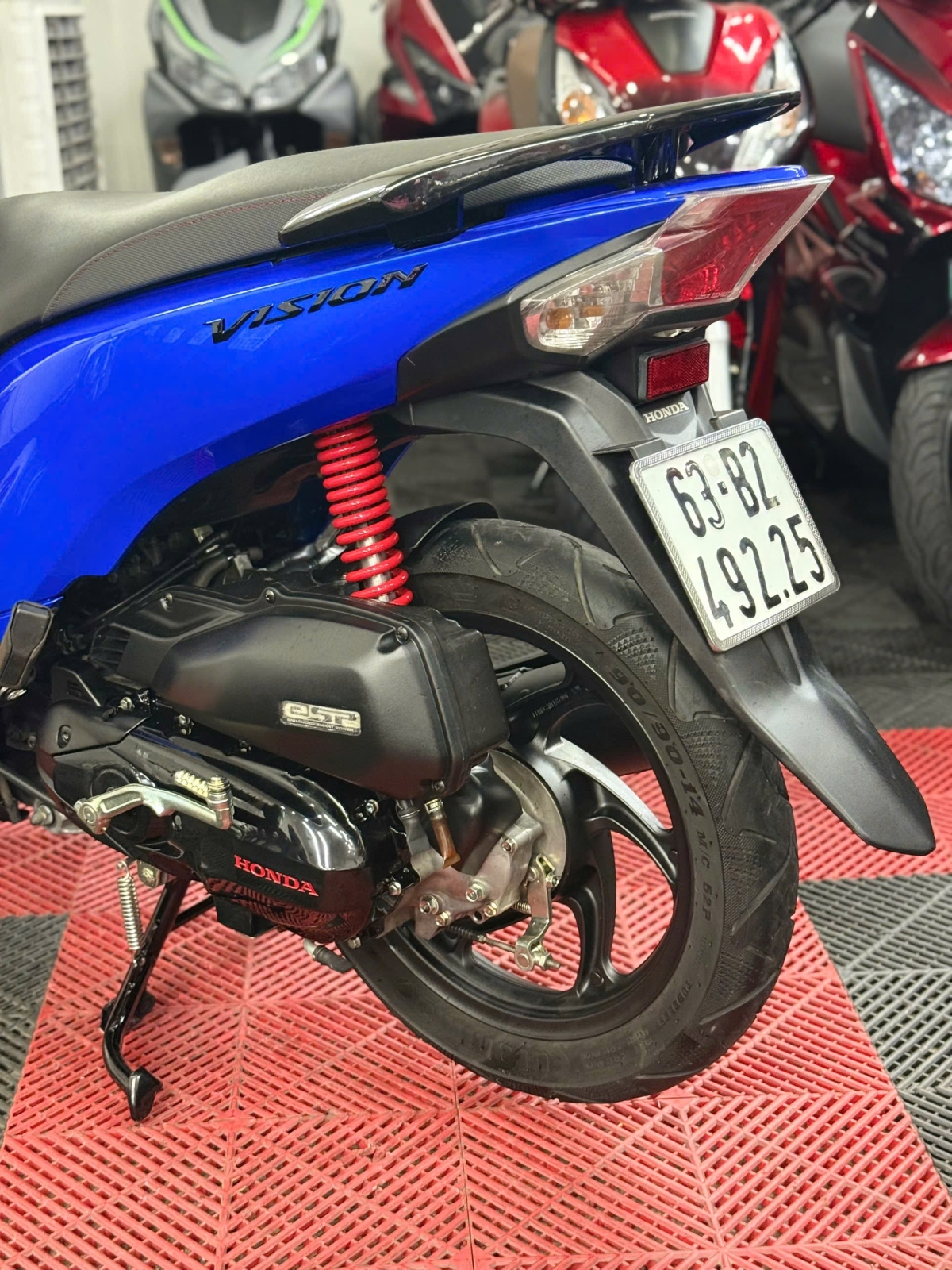 Honda Vision 2015 63B2-49225