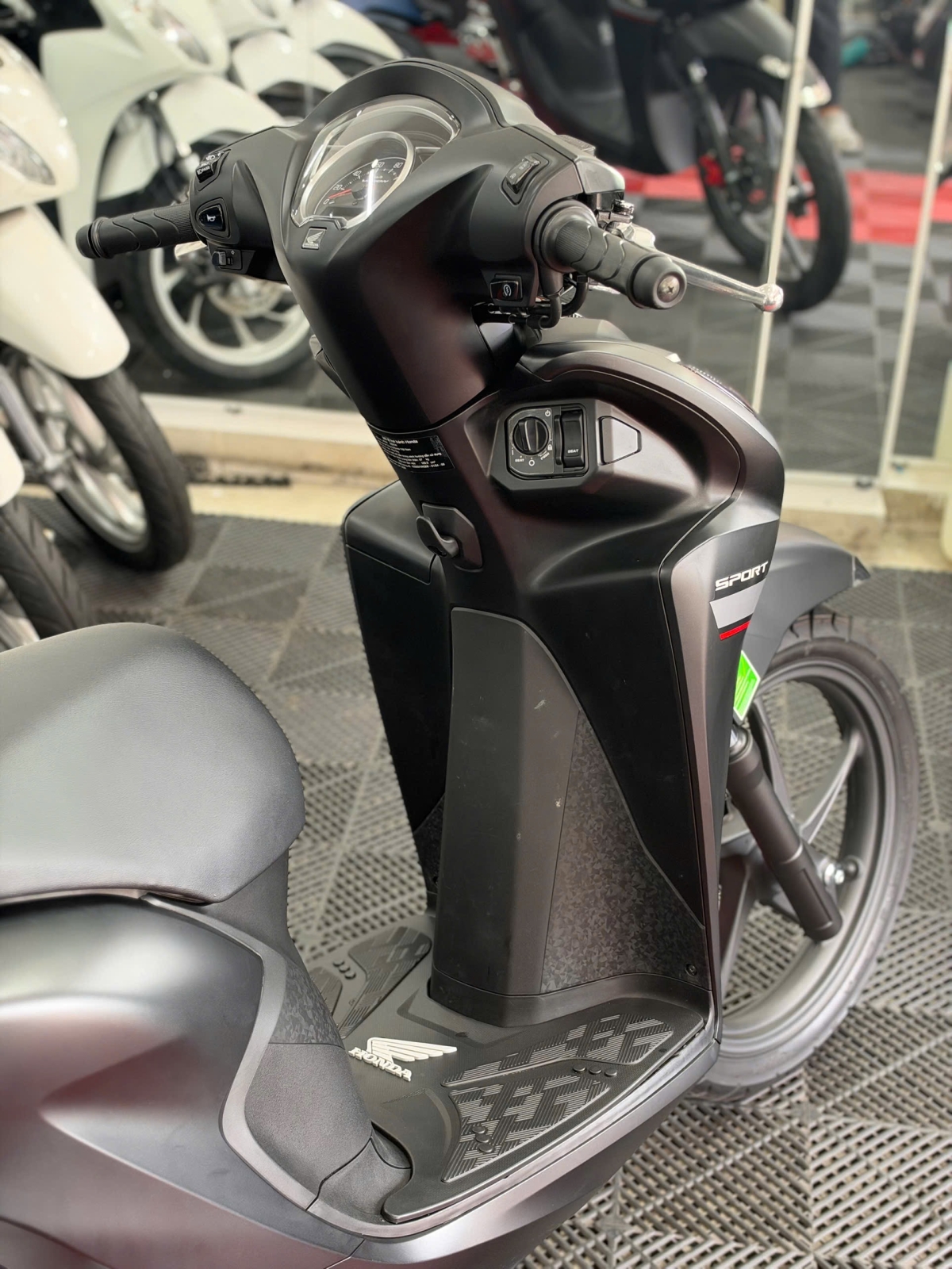 HONDA VISION 2026 Bánh Lớn 1000KM 50AG-79673