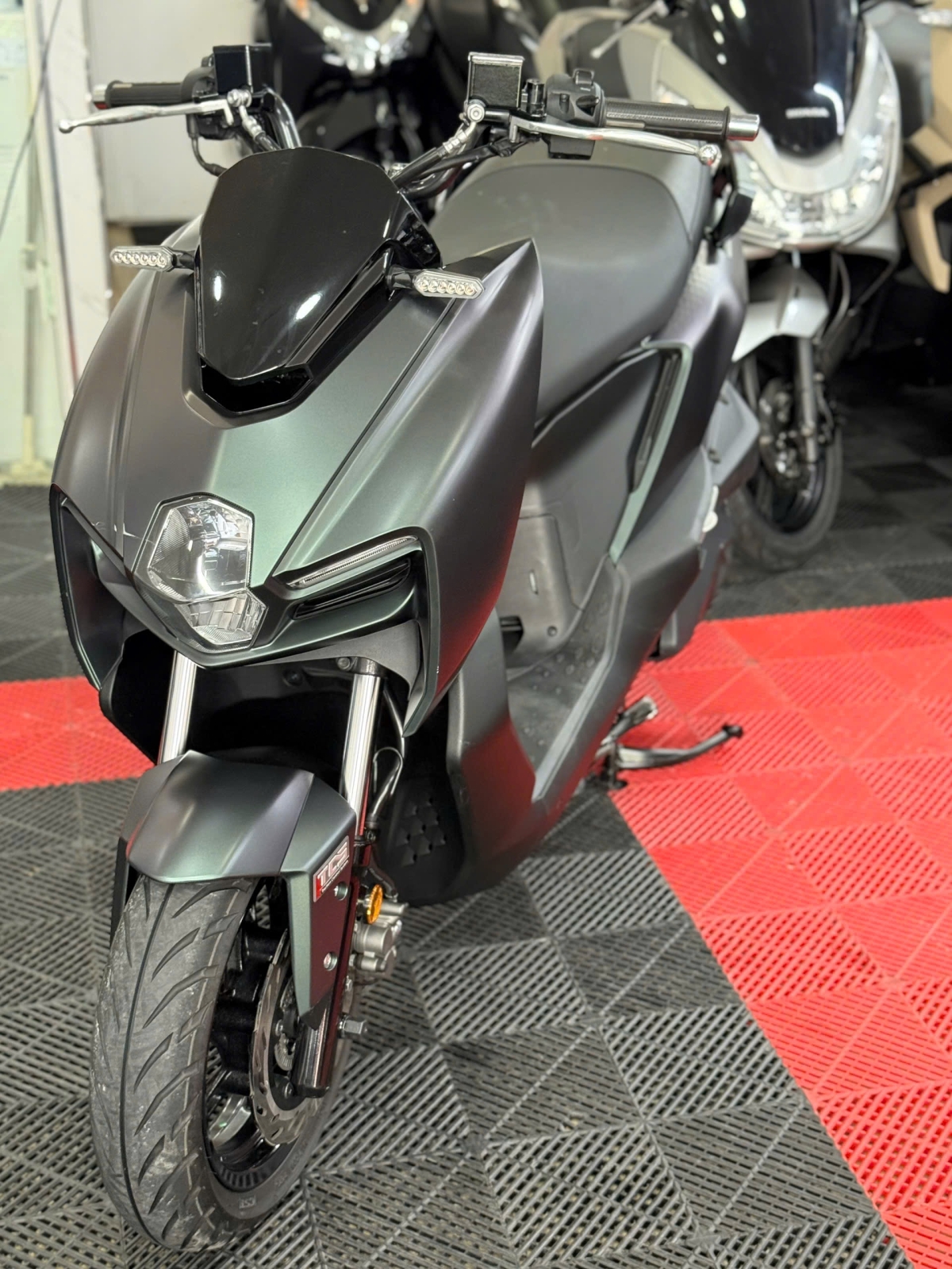 SYM NaGa 150ABS 2025 50AD-23185