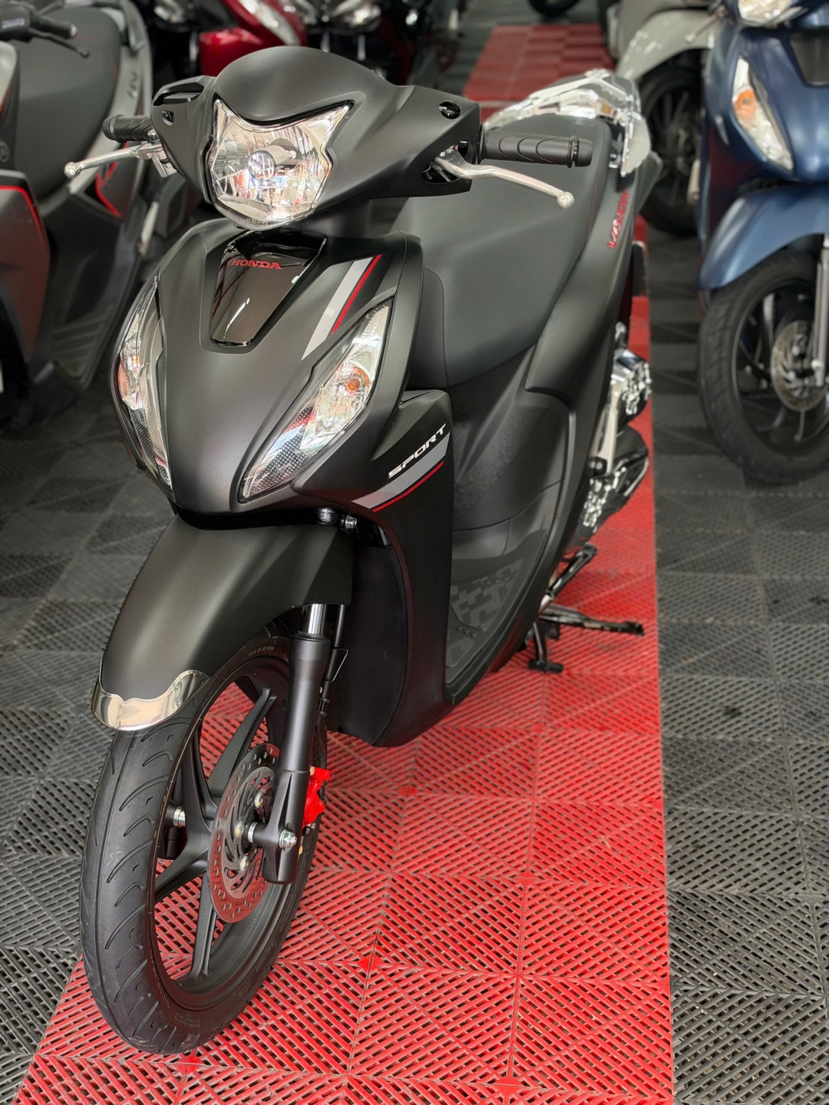 HONDA VISION 2026 Bánh Lớn 1000KM 50AG-79673