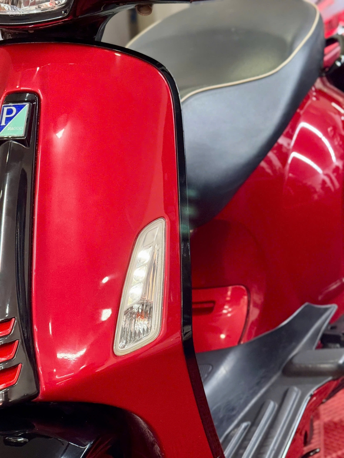 Vespa Sprint 2020 Bao Sang Tên