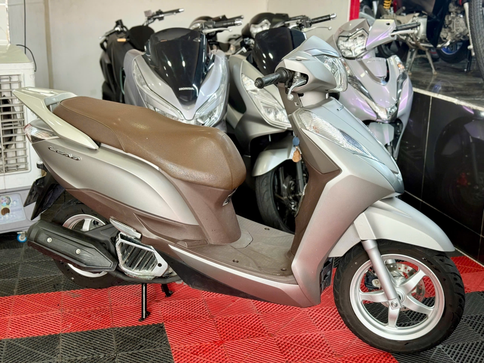 Lead 2016 59X3-02476