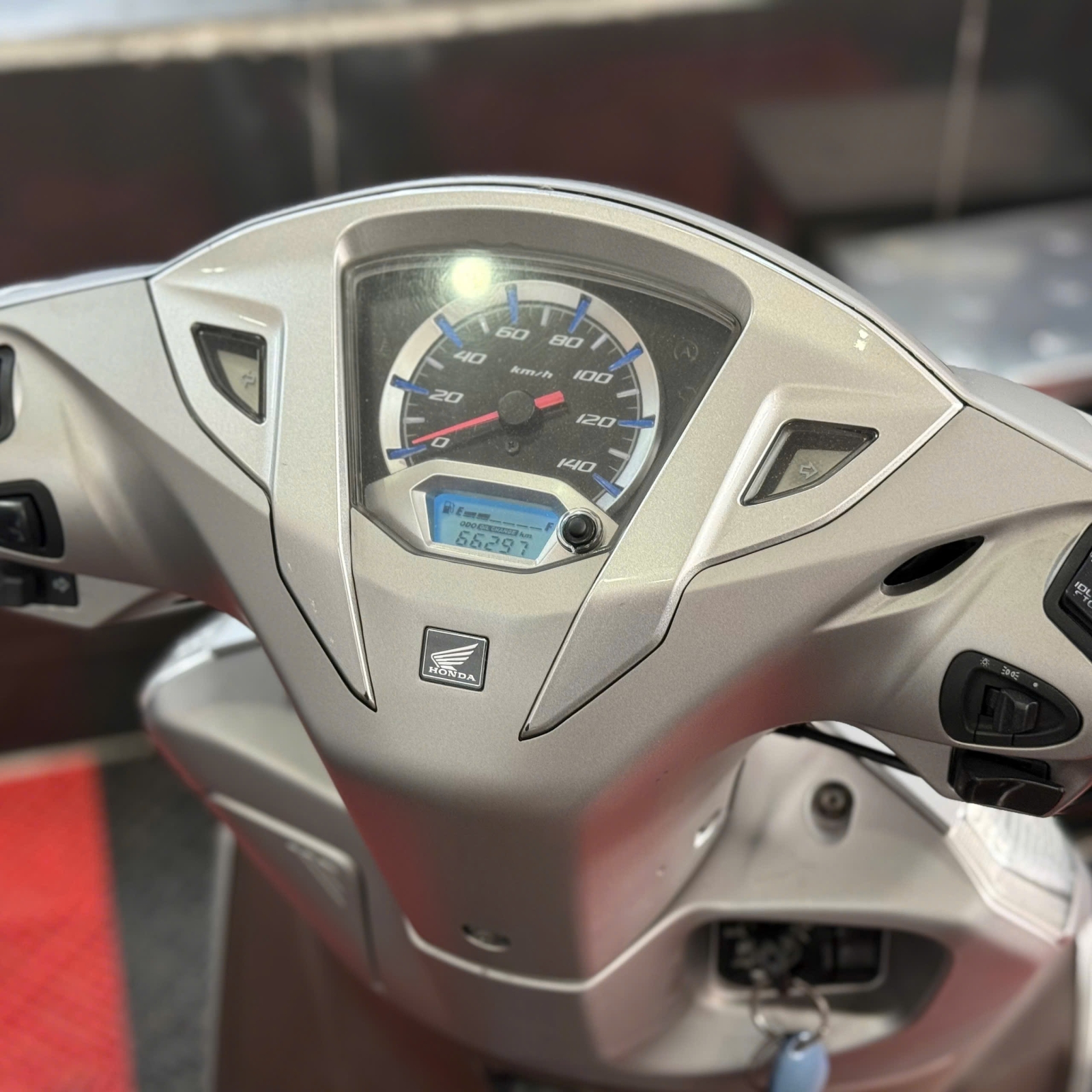 Lead 2016 59X3-02476