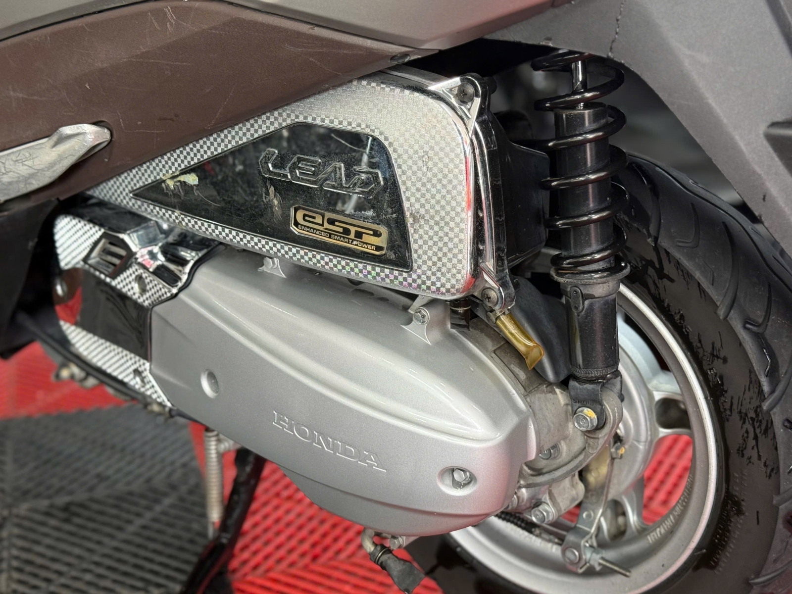 Lead 2016 59X3-02476