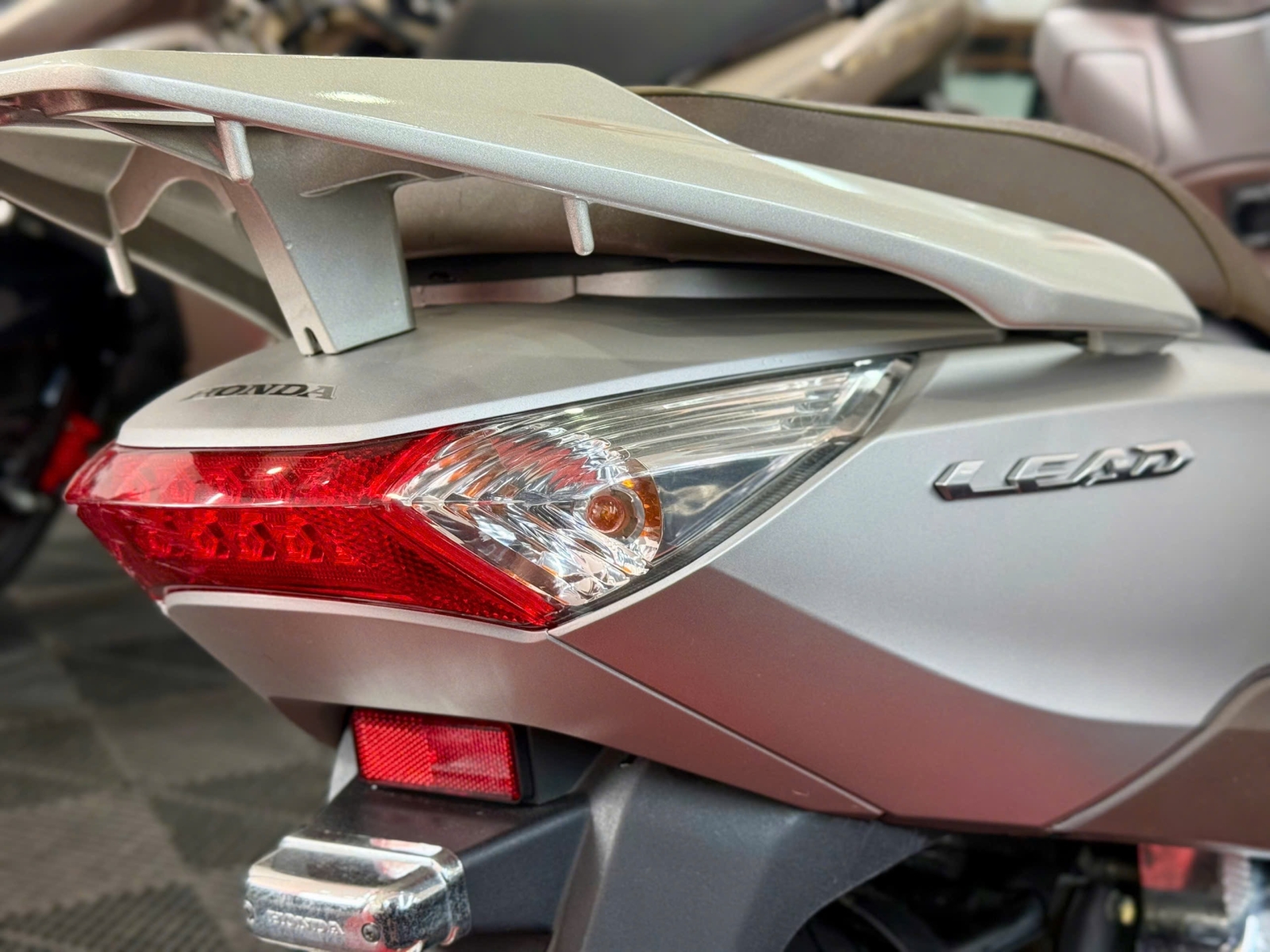 Lead 2016 59X3-02476