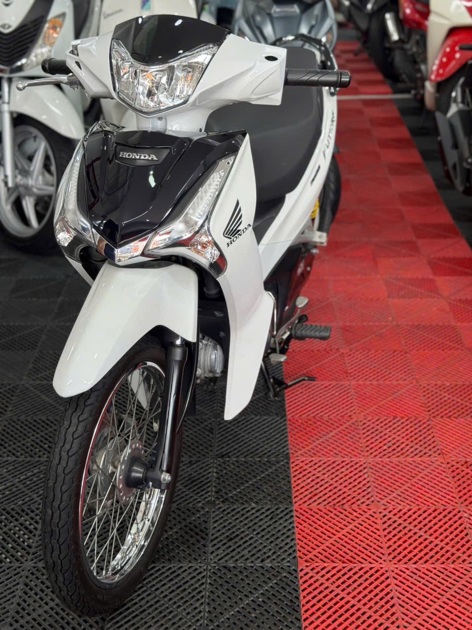 HONDA FUTURE 2024 PHUỘC NICE 61CA-08185