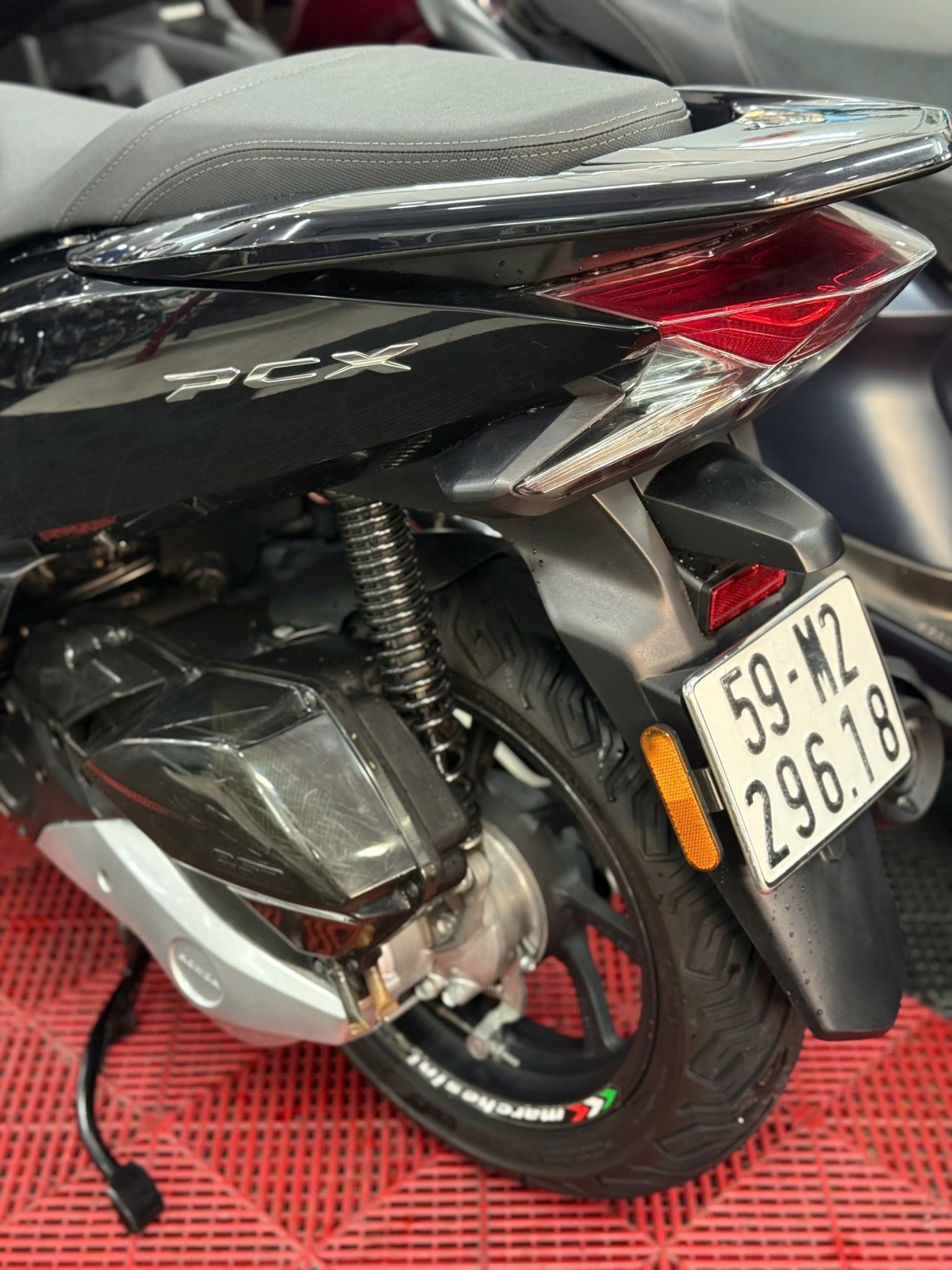 HONDA PCX 125 2018 FULL BLACK 59M2-29618