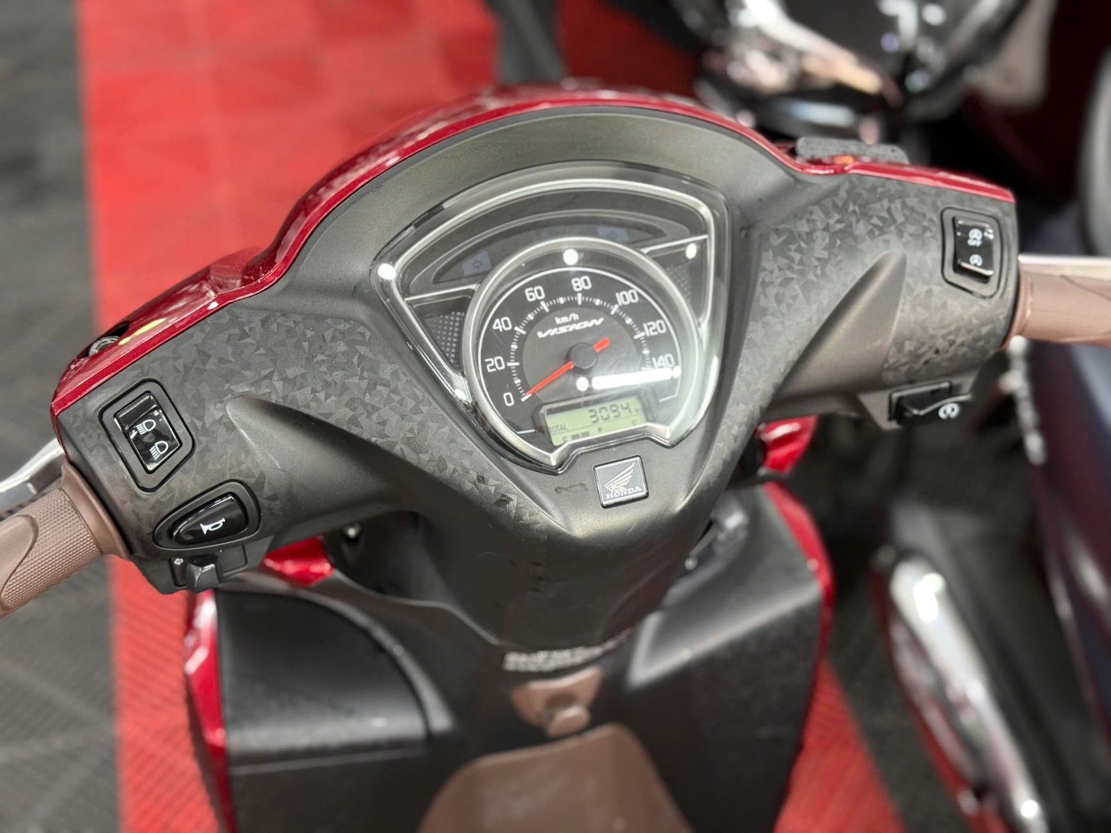 HONDA VISION 2025 SMK 3000KM 50AA-99515