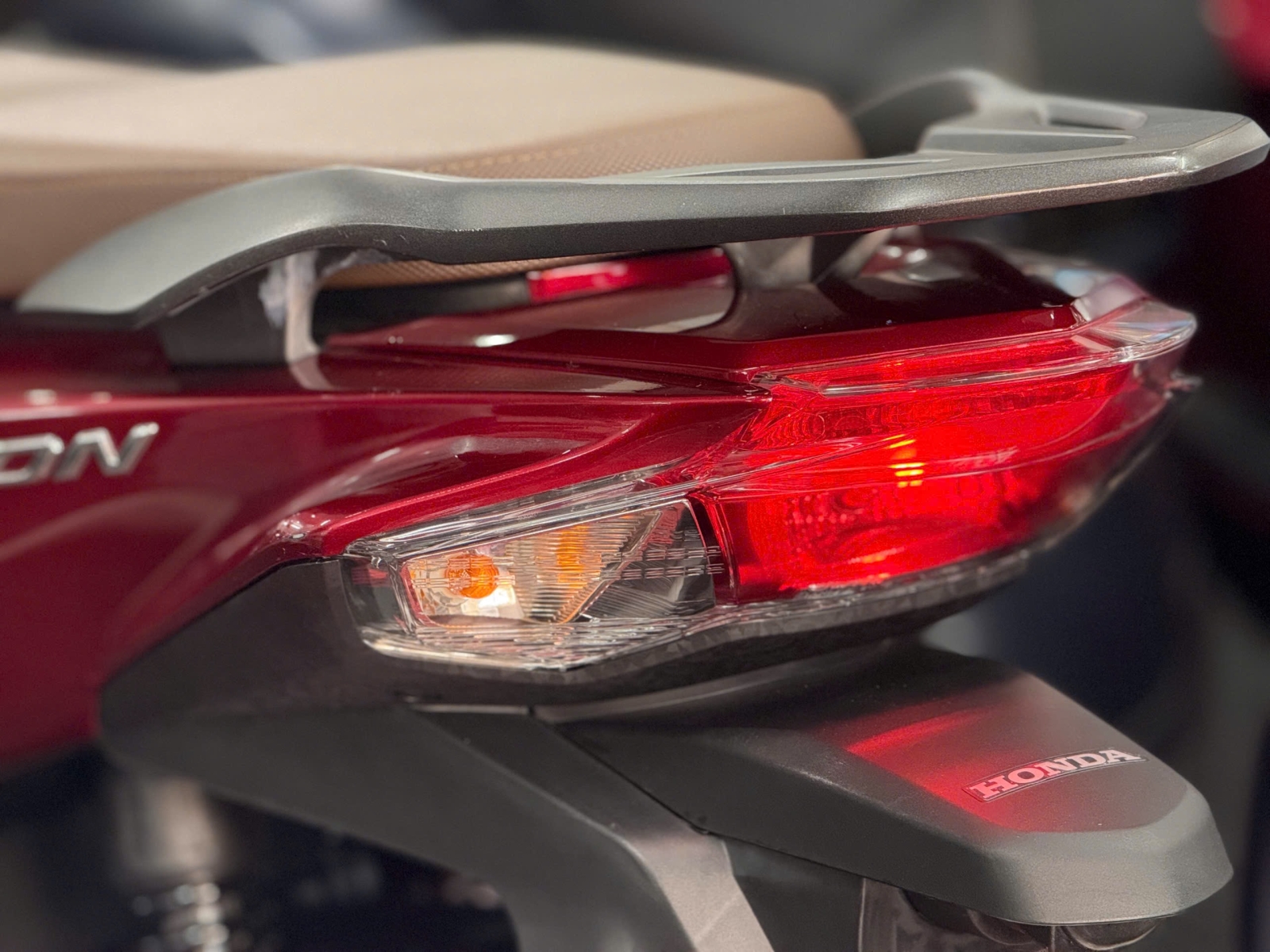 HONDA VISION 2025 SMK 3000KM 50AA-99515