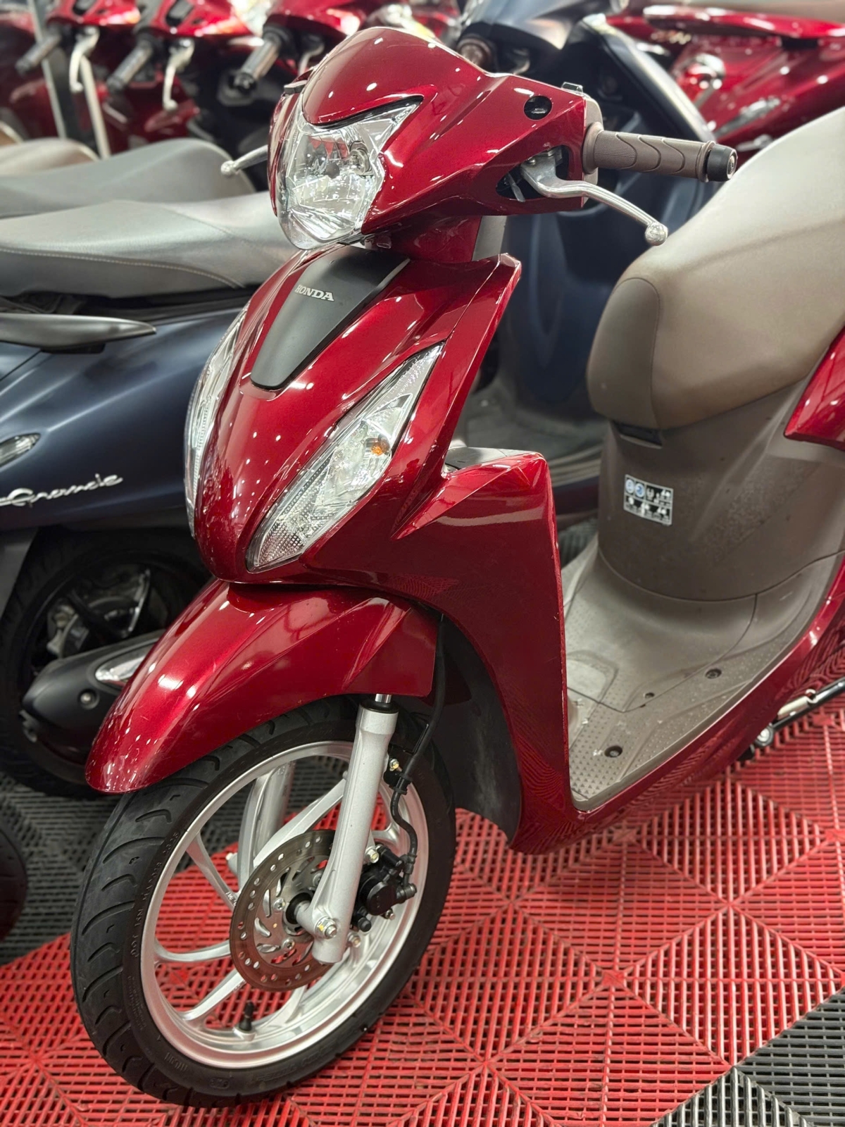 HONDA VISION 2025 SMK 3000KM 50AA-99515