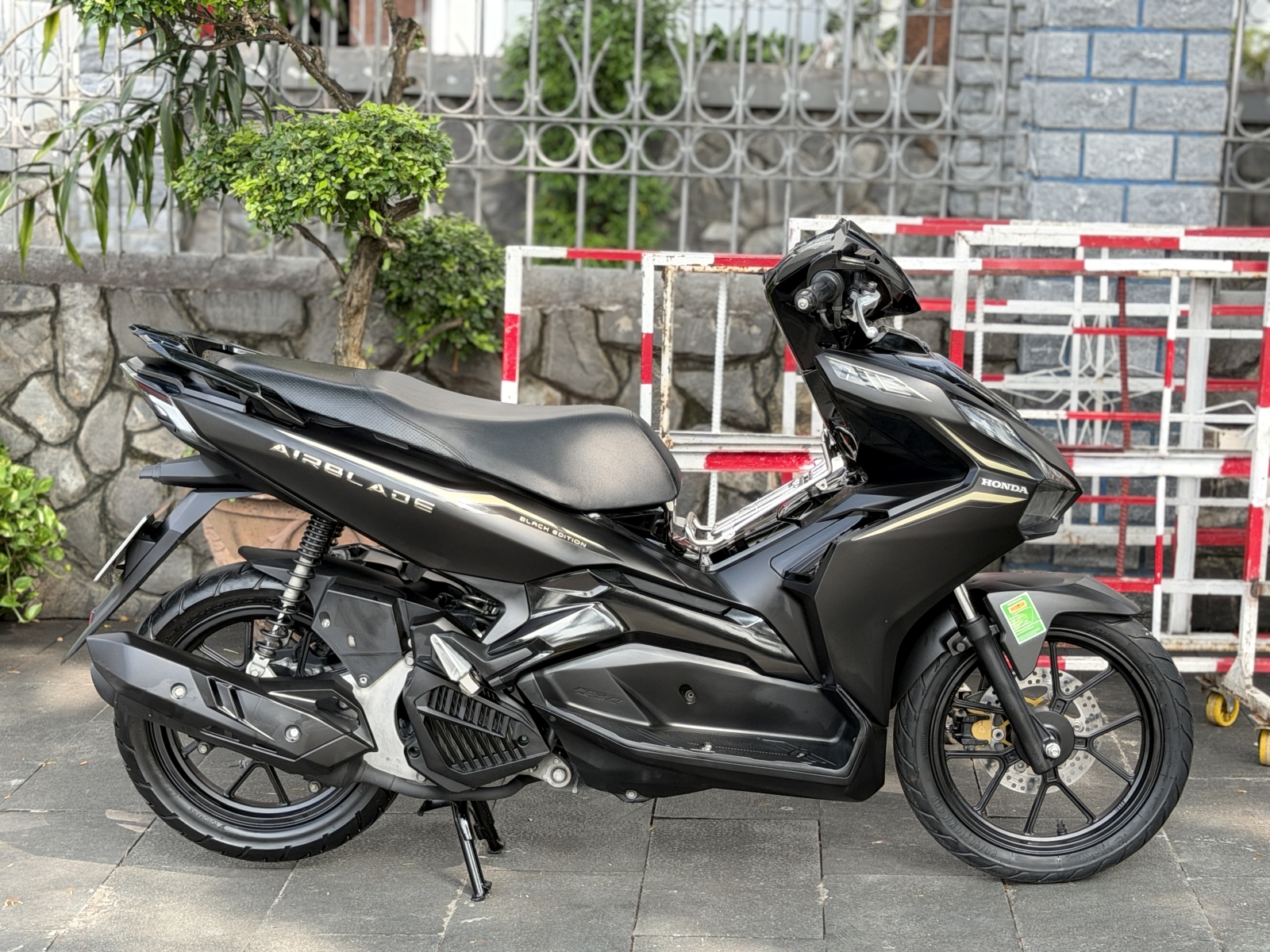 AB 2020 PB Đen Nhám BS 59C3 18471
