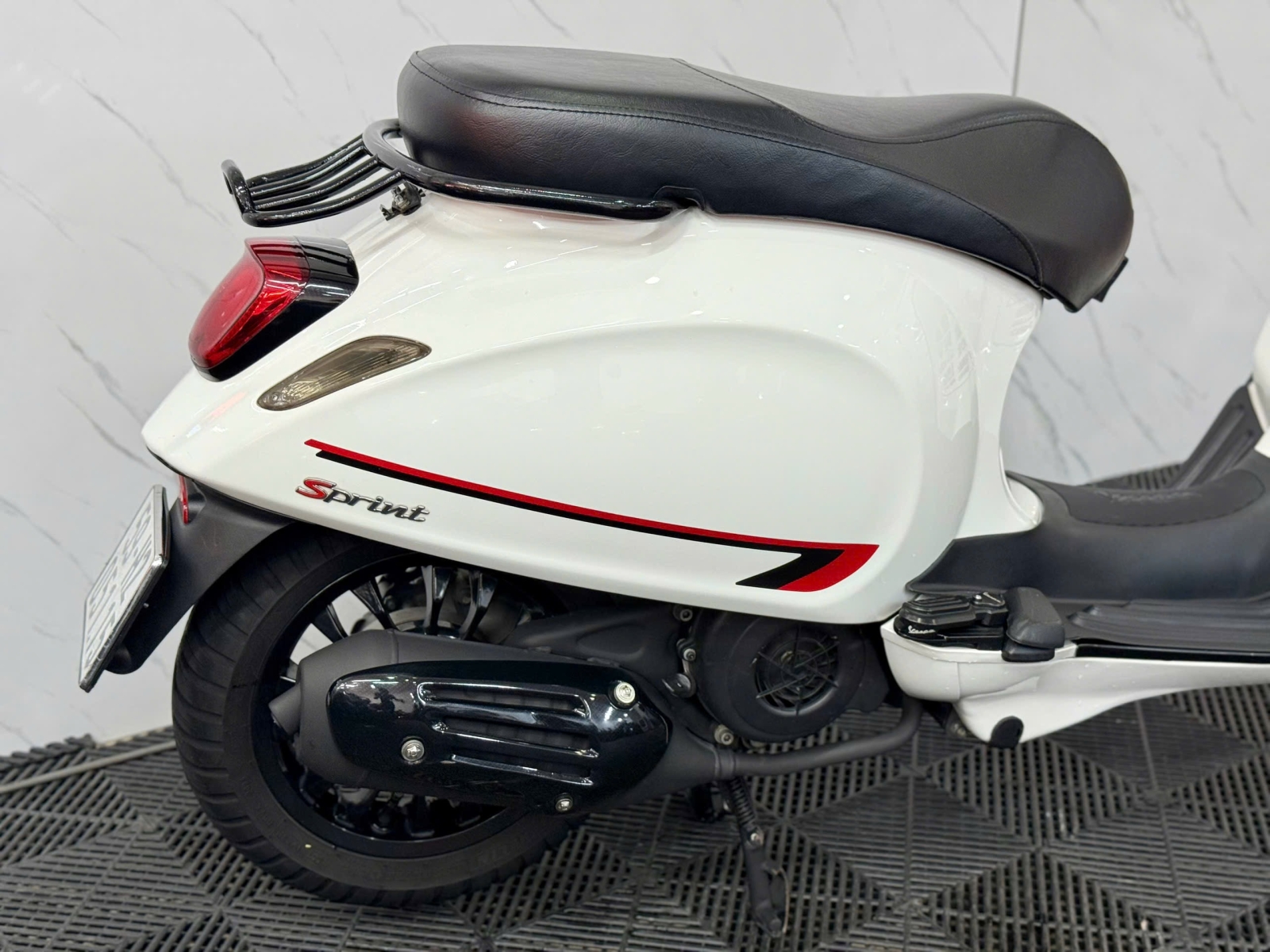 VESPA SPRINT 150 2020 BAO SANG TÊN