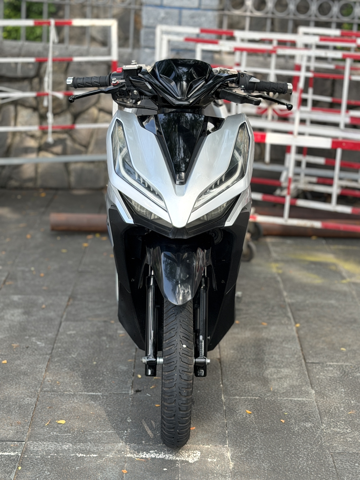HONDA VARIO 150 2019 BẠC BS 48AA 28912