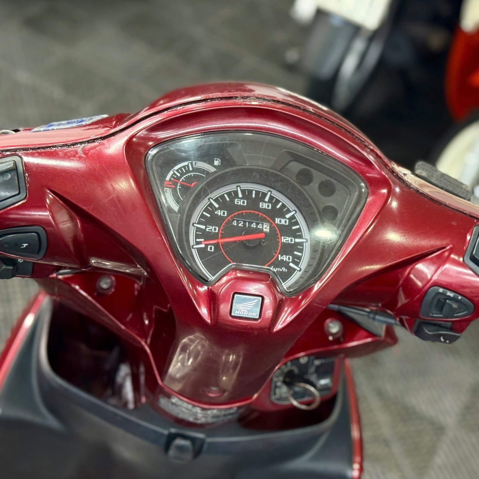 Honda Vision 2016 khoá chìa 68B1-32324