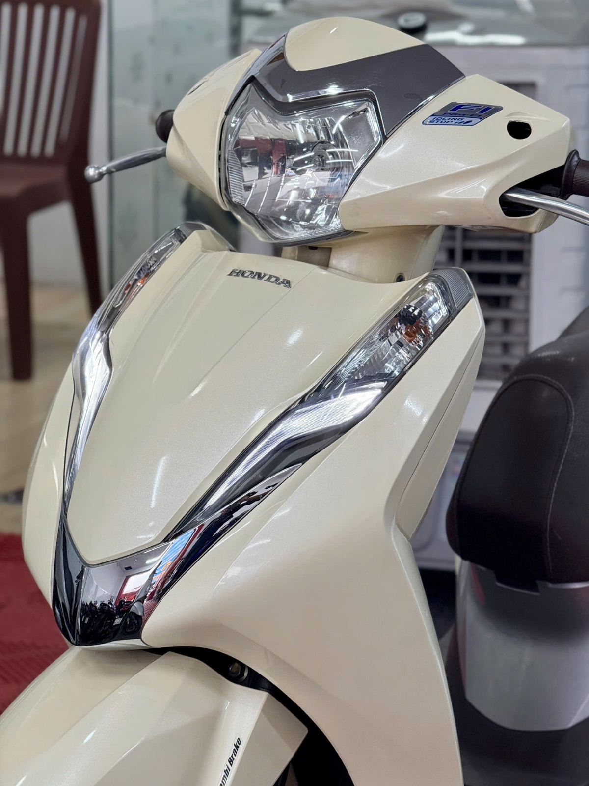 Honda Lead 2018 - SMK - 59D2-75190