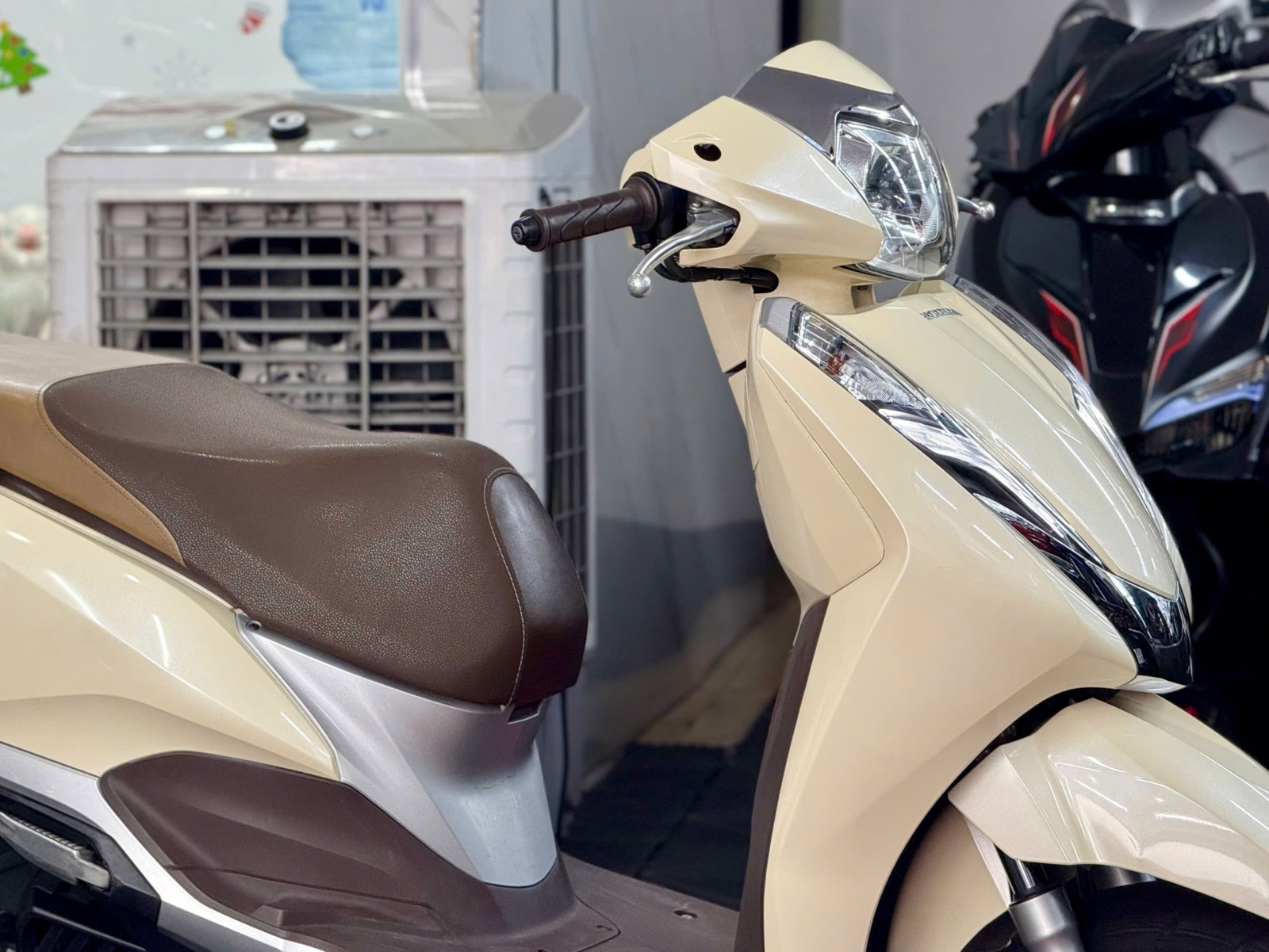 Honda Lead 2018 - SMK - 59D2-75190