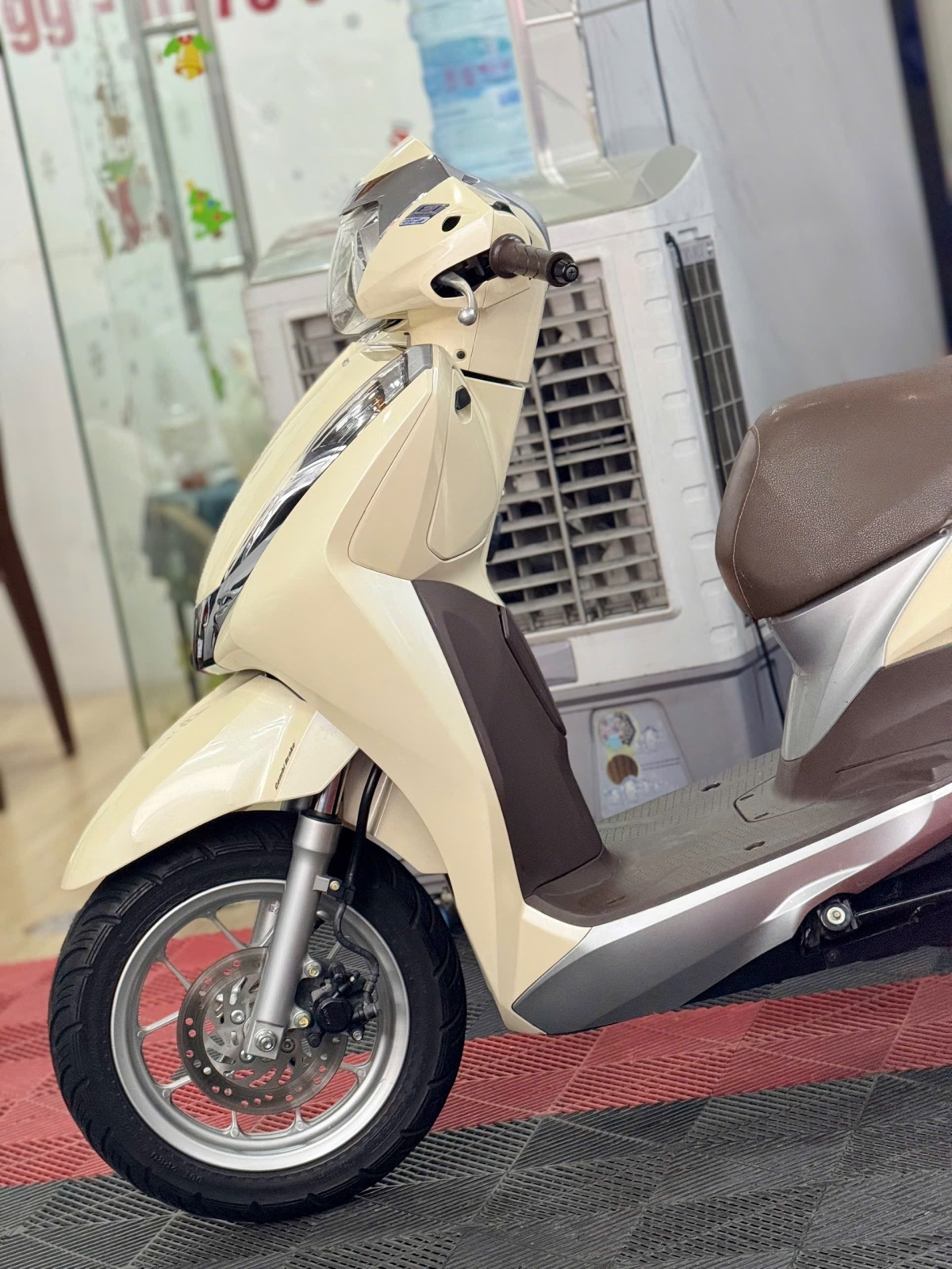 Honda Lead 2018 - SMK - 59D2-75190