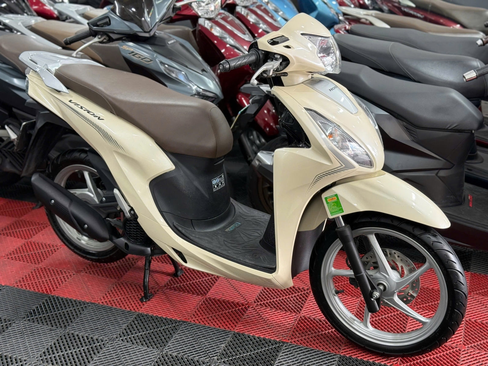 HONDA VISION 2023 THỂ THAO 78AK-02682