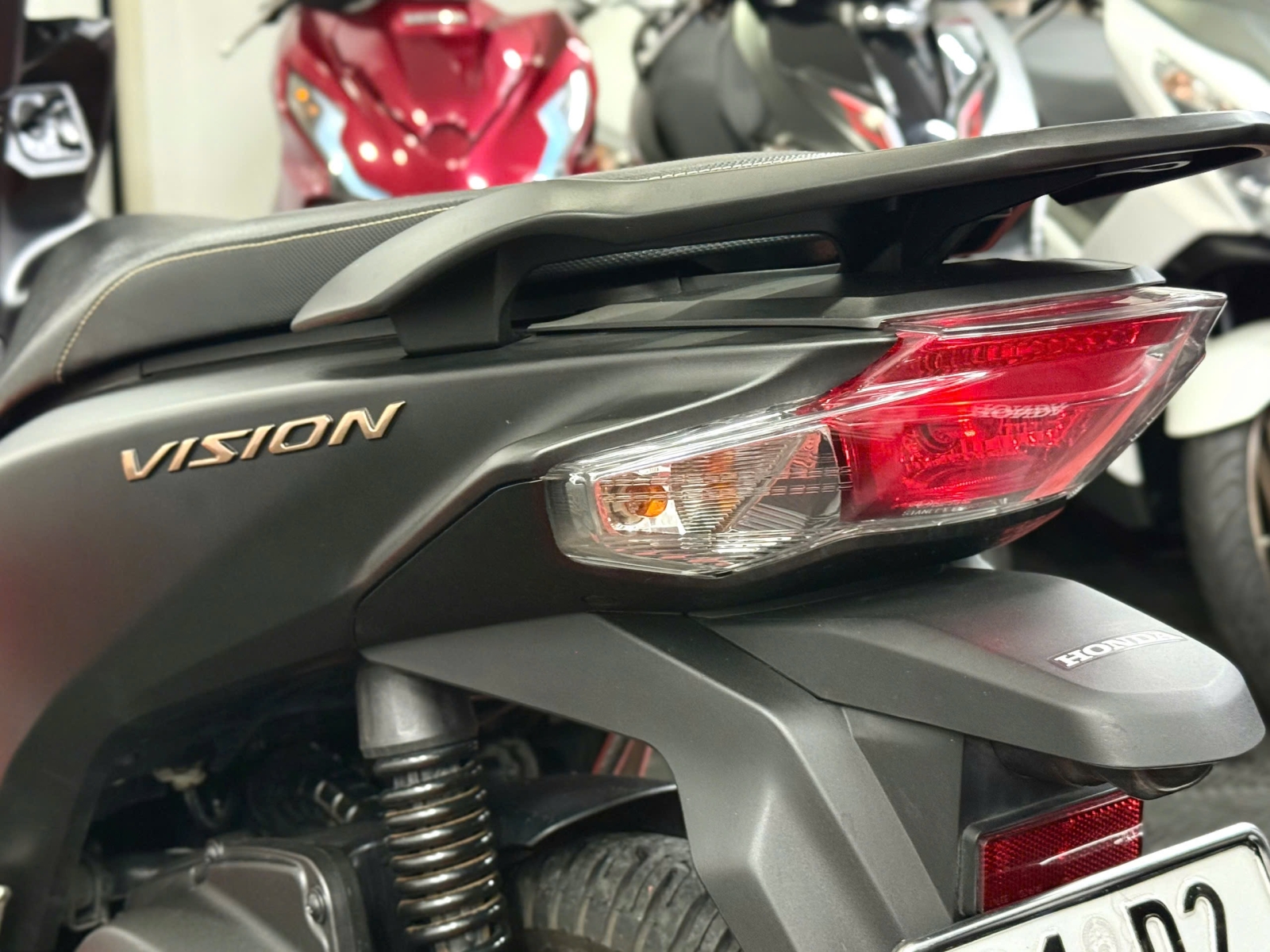 Honda Vision 2021 61D2-16681