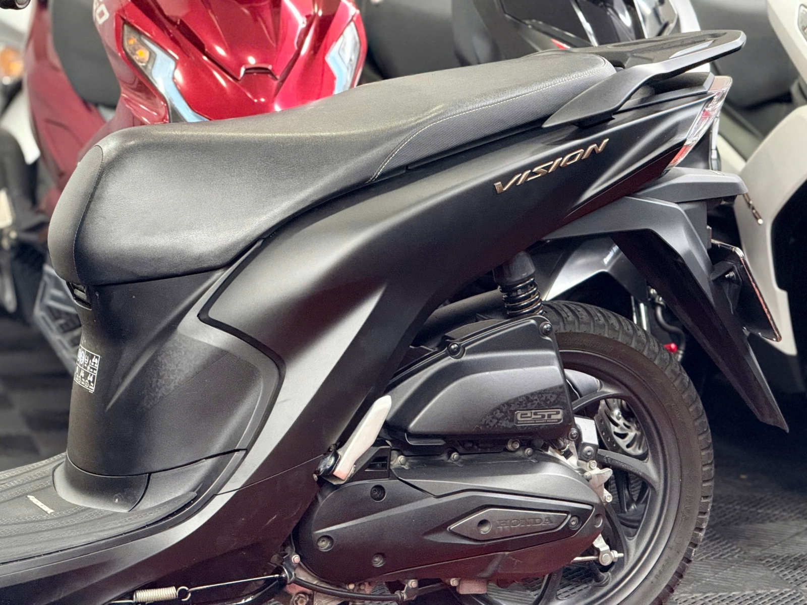 Honda Vision 2021 61D2-16681