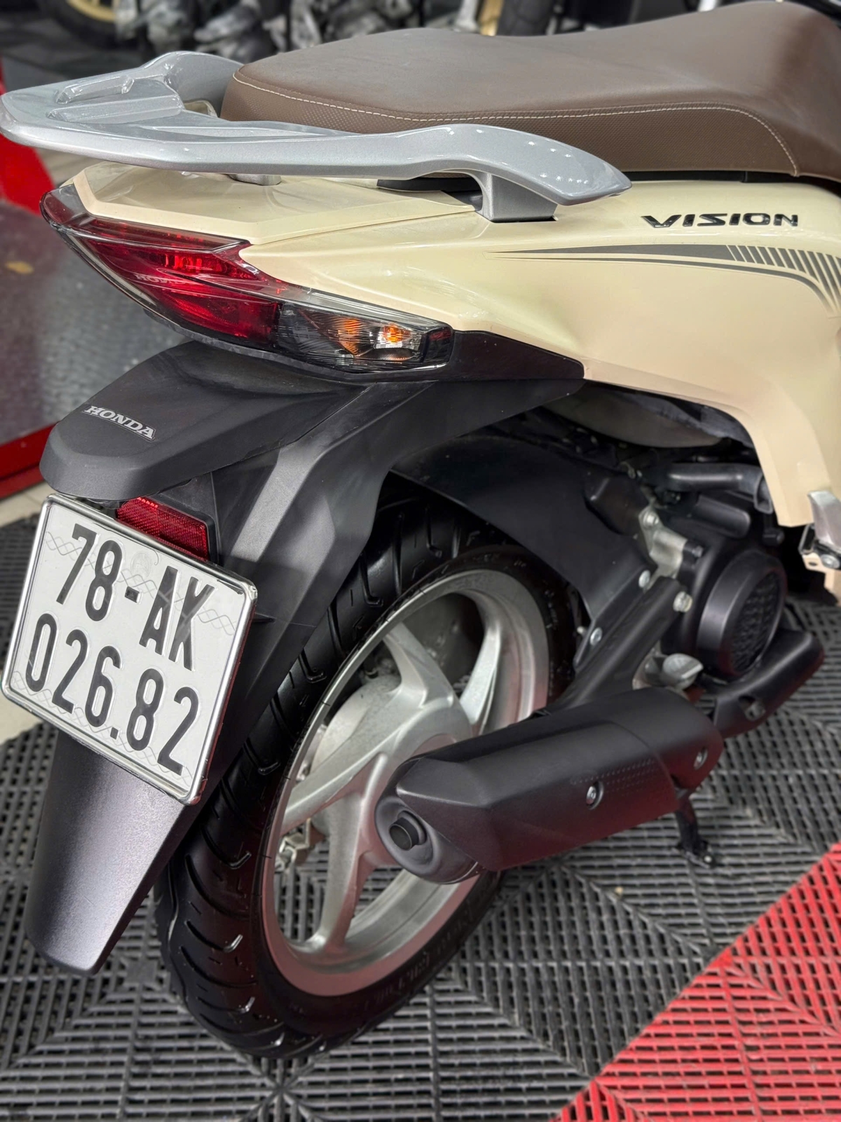 HONDA VISION 2023 THỂ THAO 78AK-02682