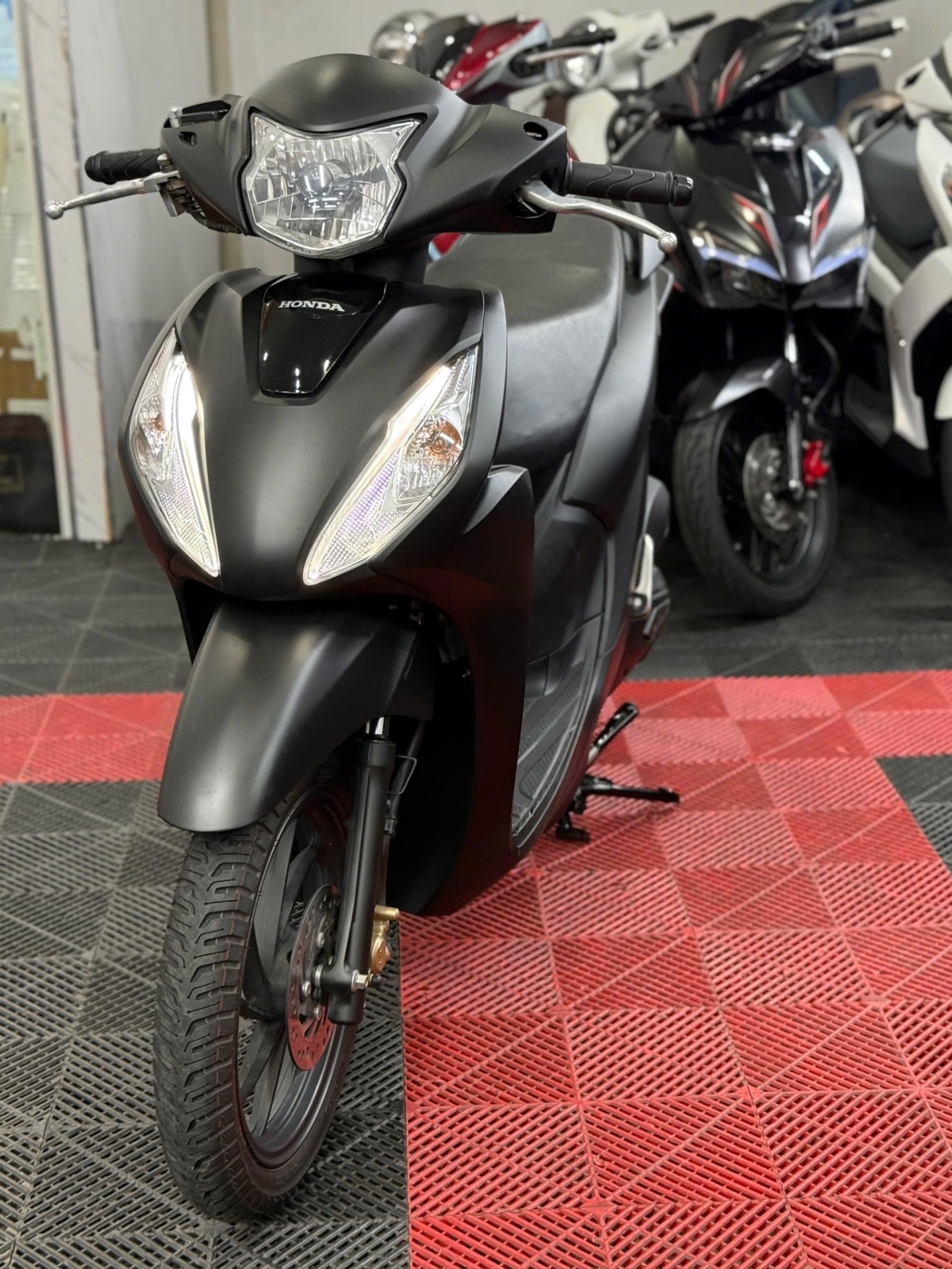 Honda Vision 2021 61D2-16681