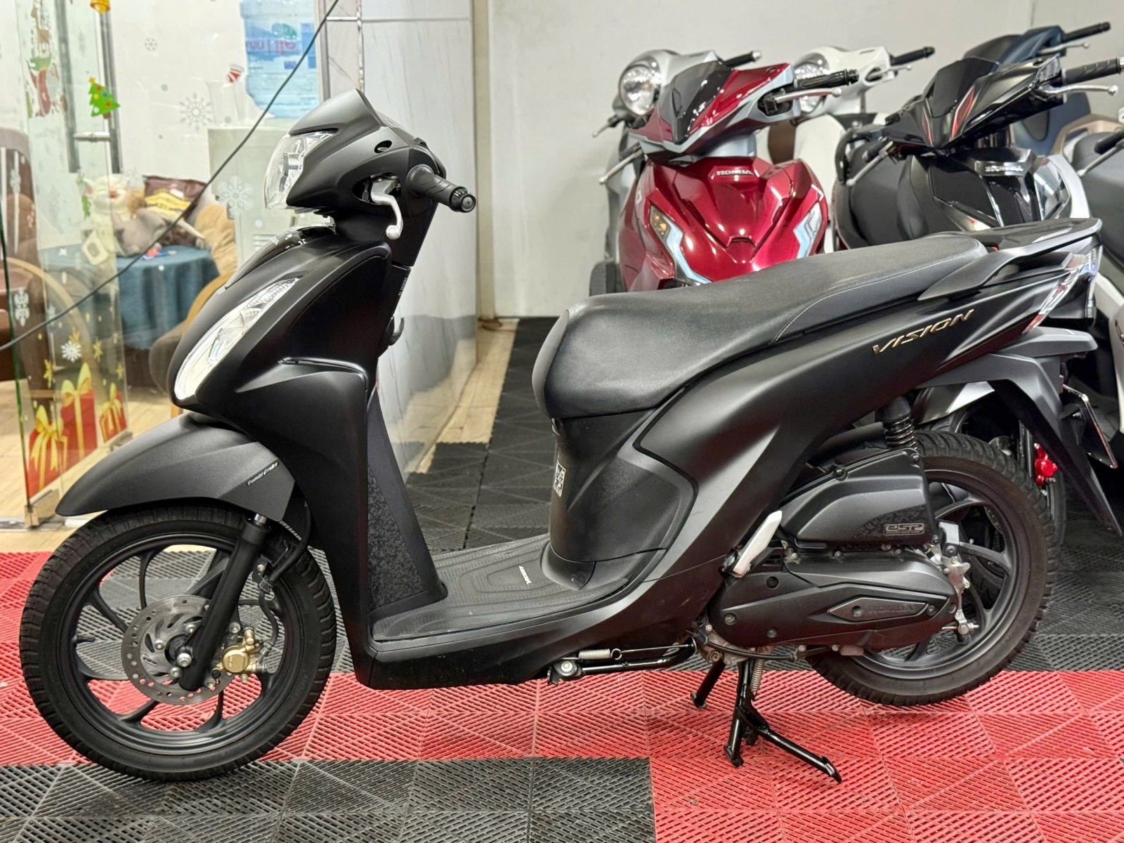 Honda Vision 2021 61D2-16681