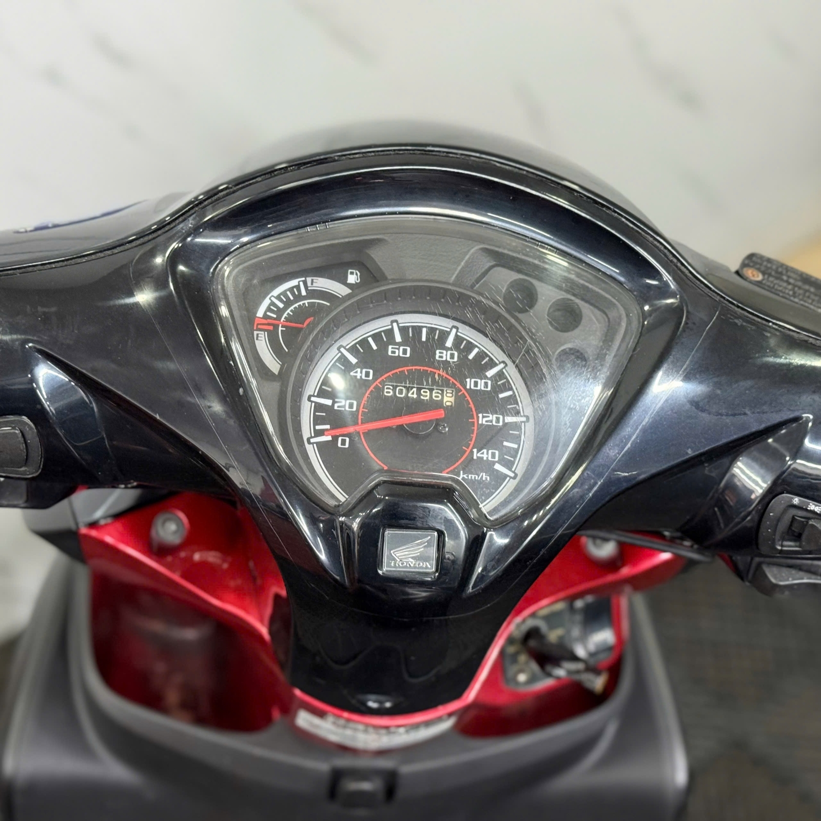 Honda Vision 2016 khoá chìa 60B8-69338